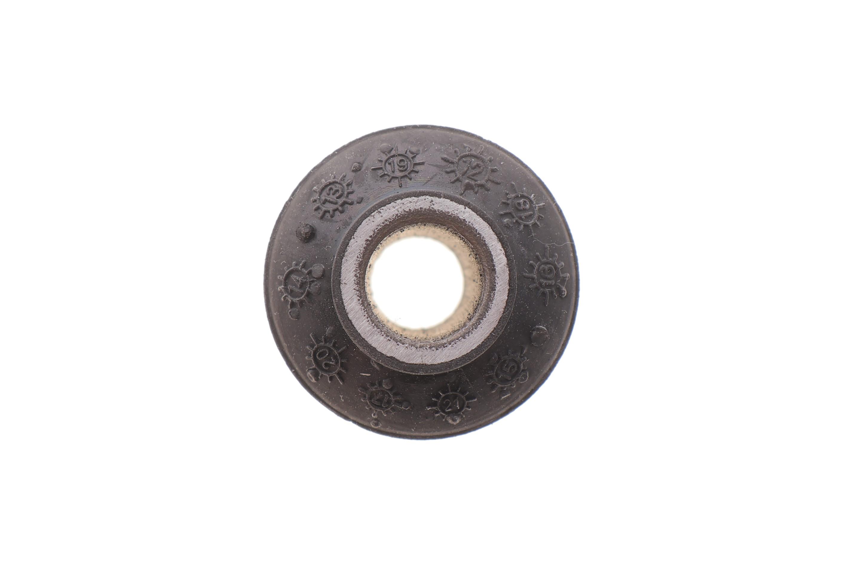 Сайлентблок тяги (реактивной/задней) Audi 90/100/A6 84-97