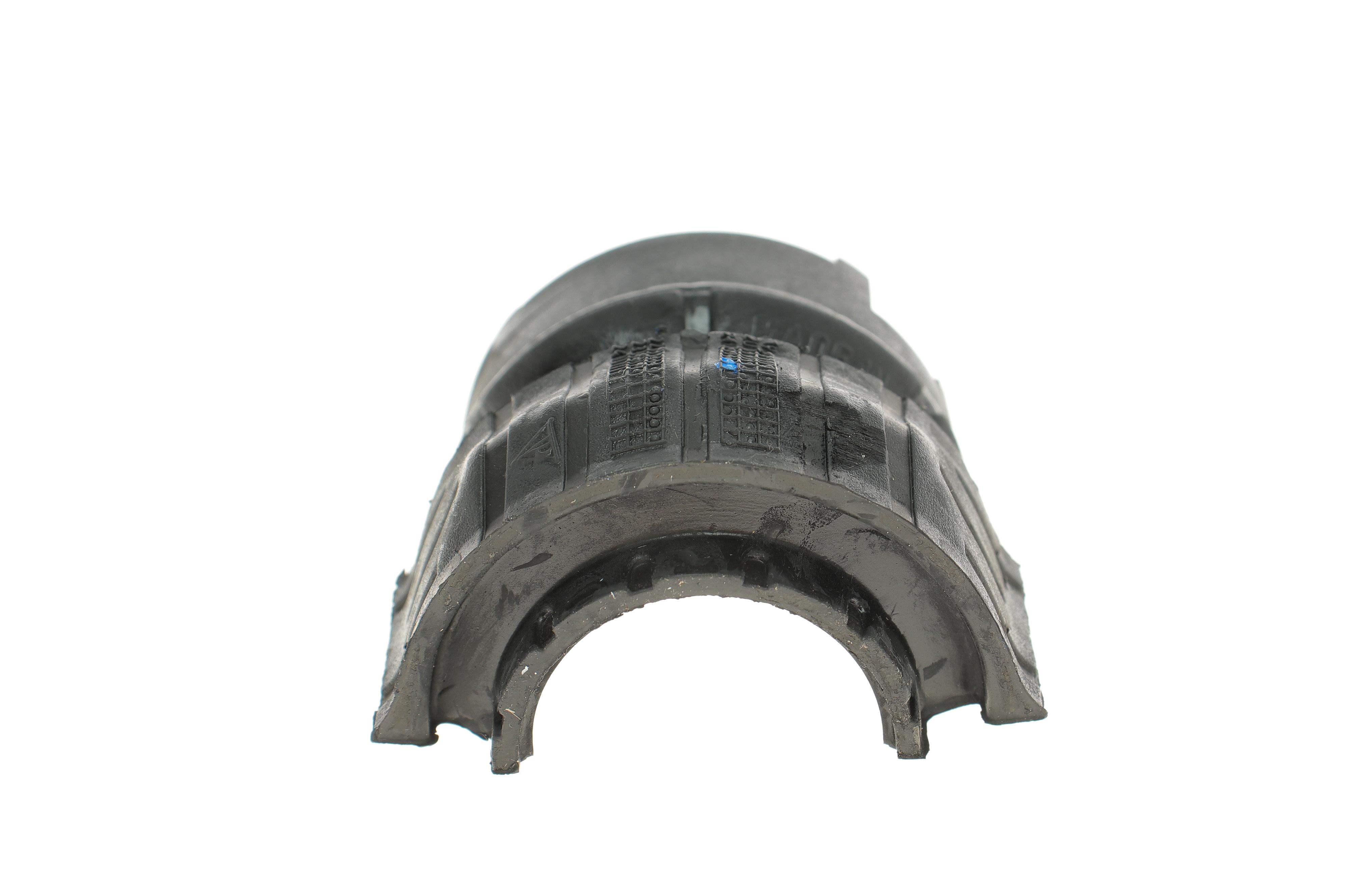 Втулка стабілізатора (переднього) VW Touareg 2.5TDI 02-10