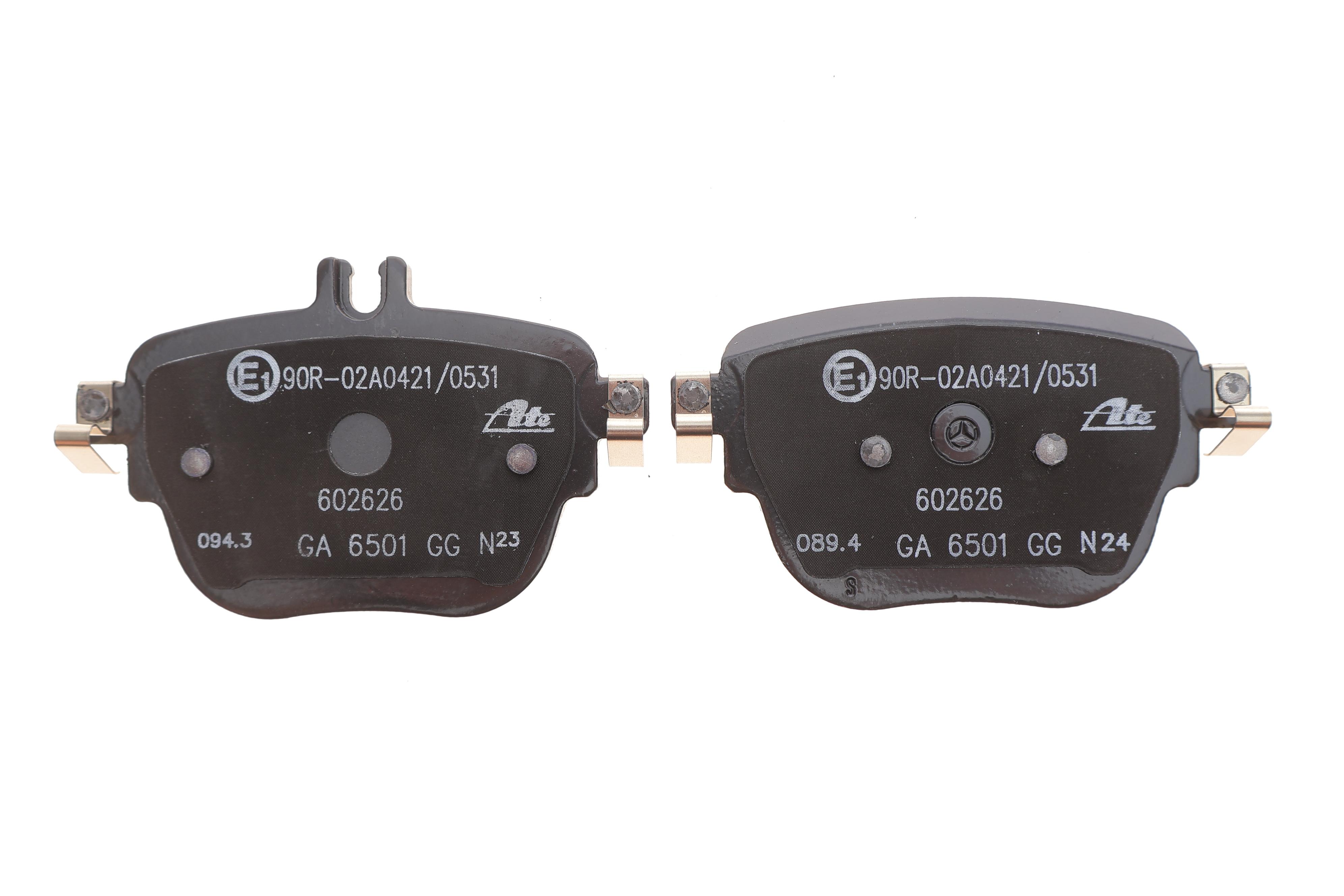 Колодки тормозные (задние) MB E-class (W213/S213) 16- (TRW)