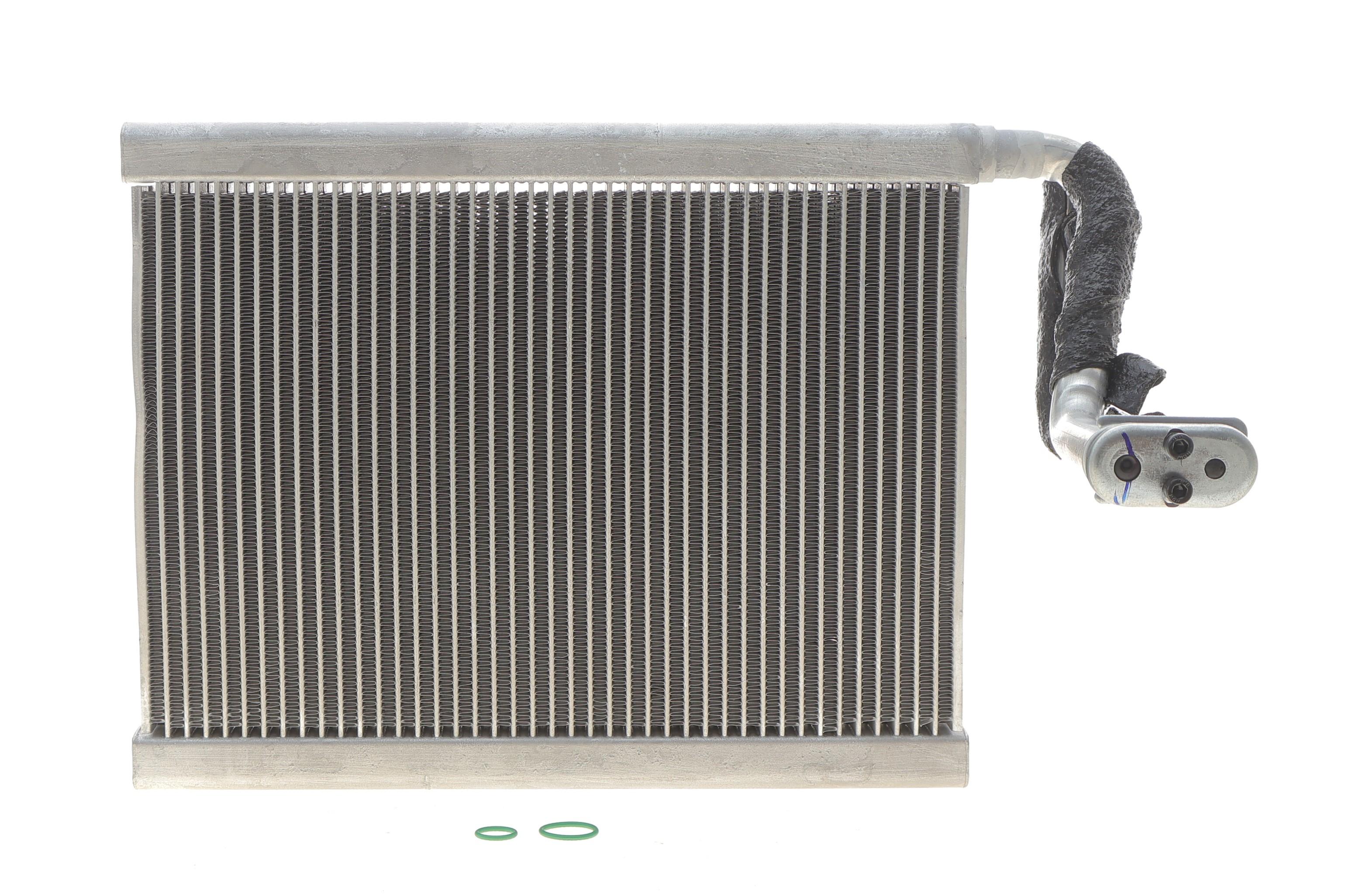 Радиатор кондиционера BMW X5 (G05)/X6 (G06)/X7 (G07) 18- (испаритель)