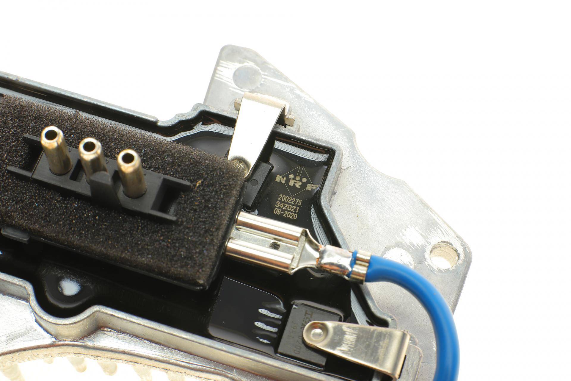 Резистор вентилятора пічки MB C-class (W202)/E-class (W210) 93-03