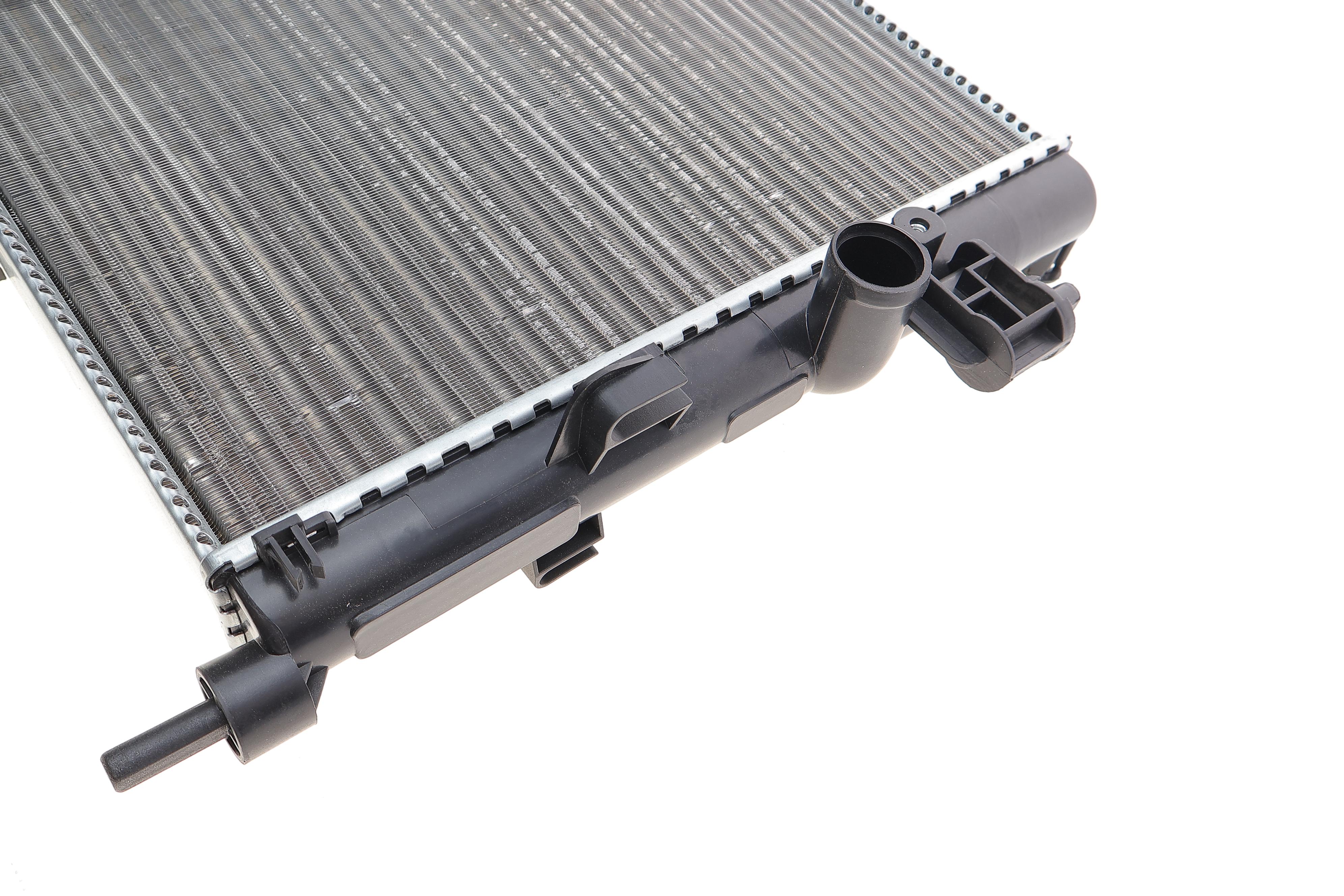 Радіатор охолодження Opel Combo 1.7 DI 16V 01-