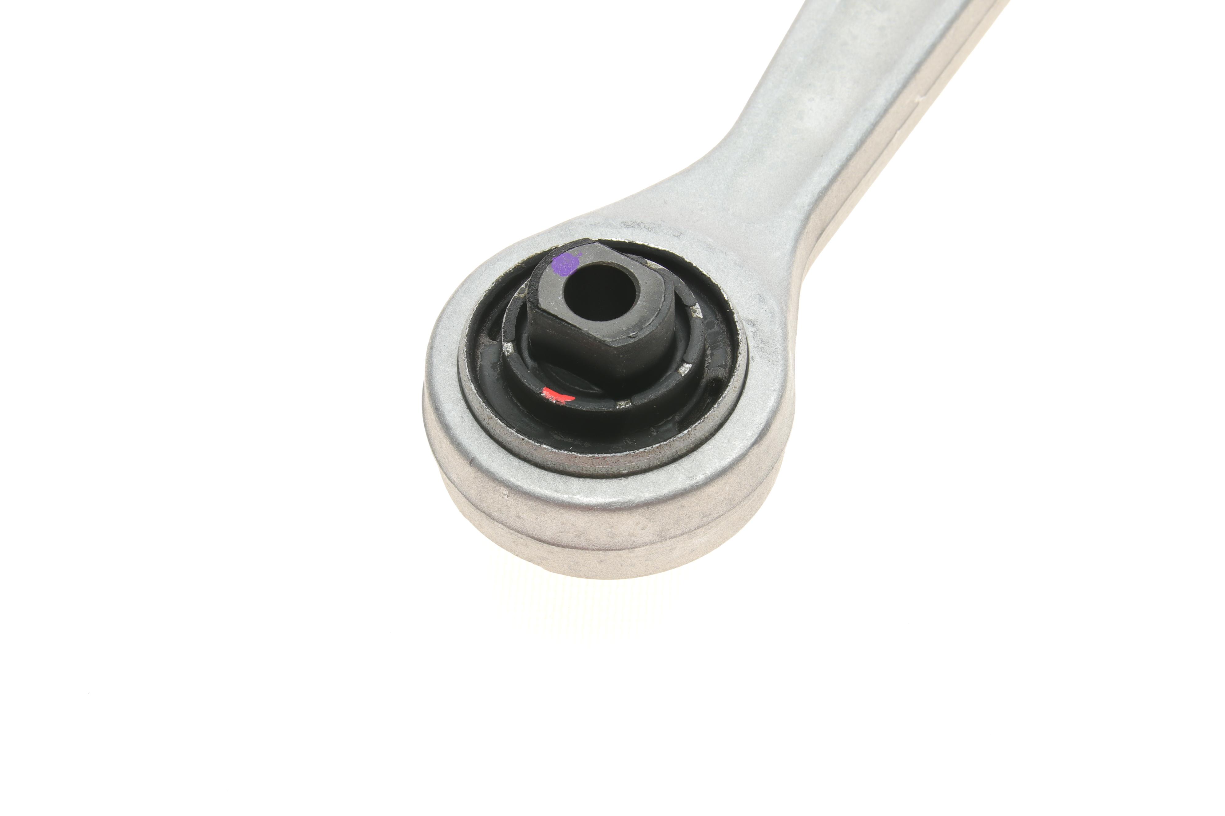 Важіль підвіски (передній/знизу) VW Passat 00-05