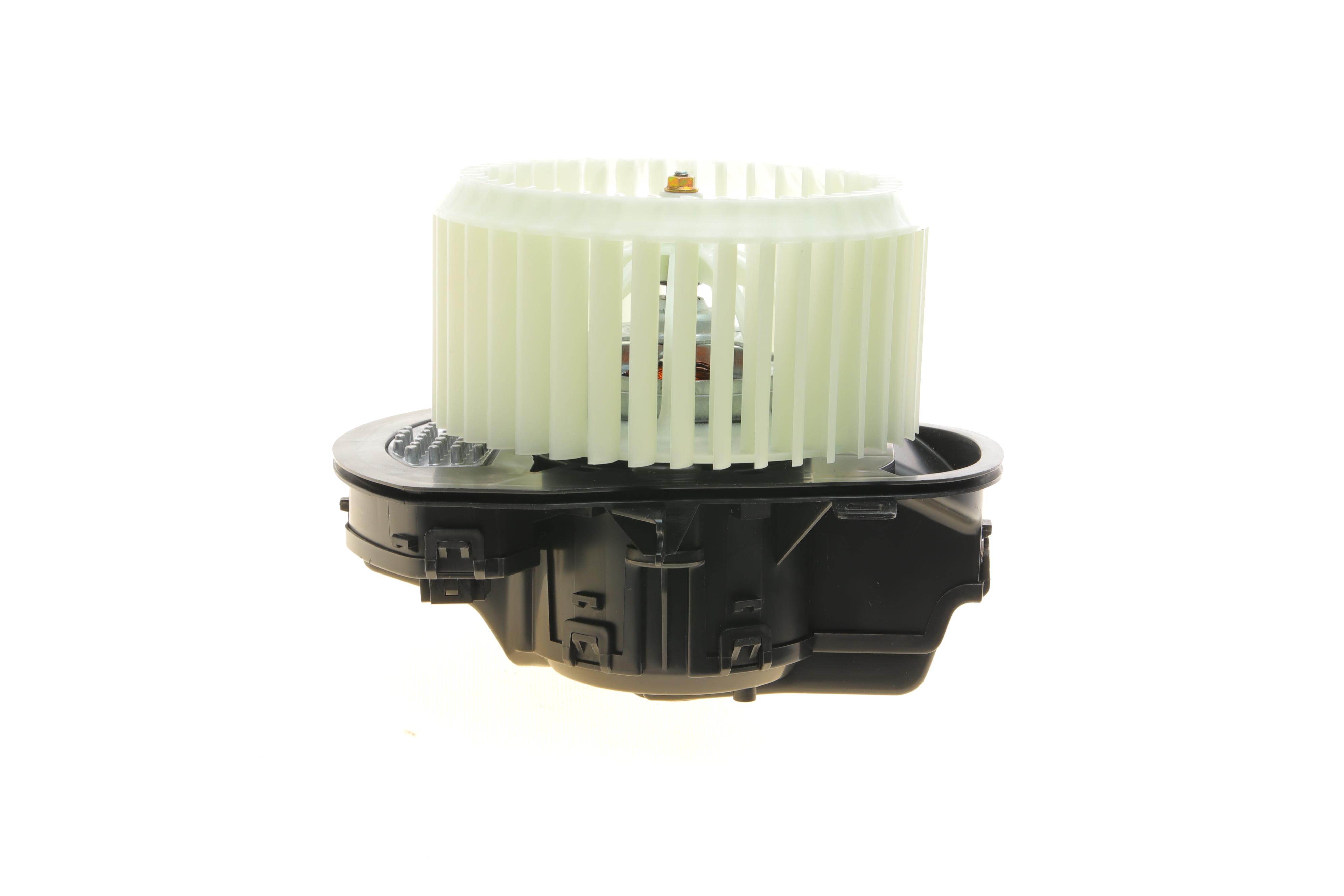 Моторчик пічки VW Touareg 10-18