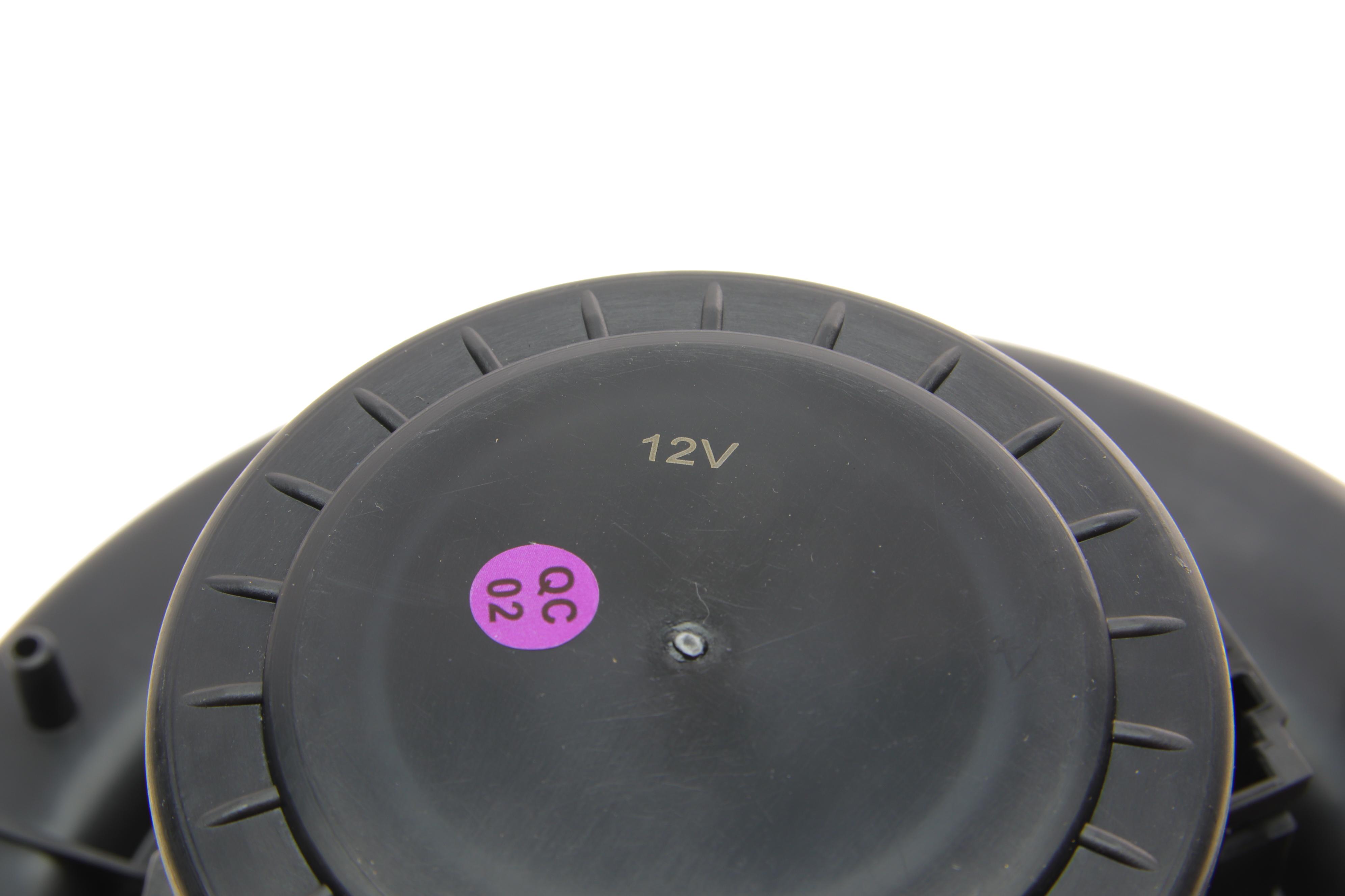 Моторчик пічки Audi A1/A2/Skoda Fabia/Rapid/Roomster 01-