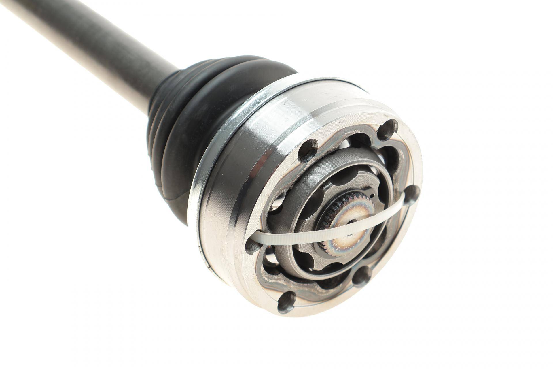 Піввісь (передня) Audi A3 96-03/Skoda Octavia 96-10/VW Golf IV/Bora 97-06 (L) (36z555)