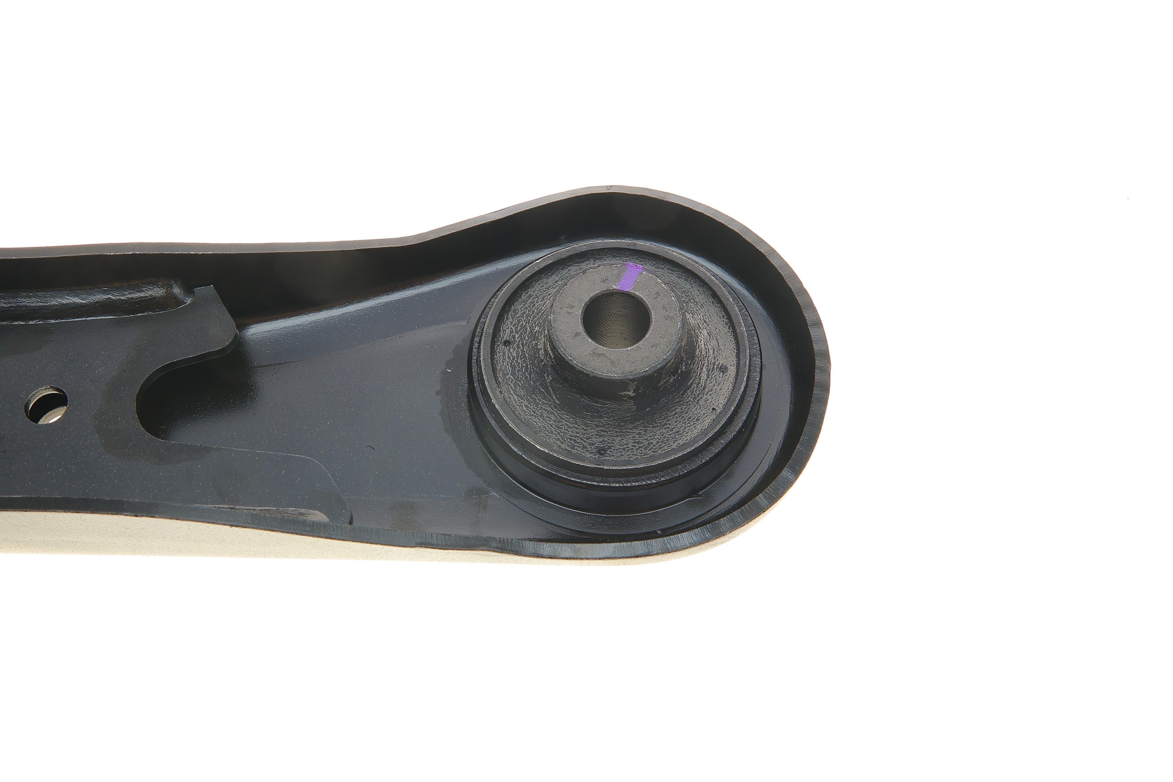 Важіль підвіски (передній/знизу) (L) Fiat Sedici/Suzuki SX4 06-