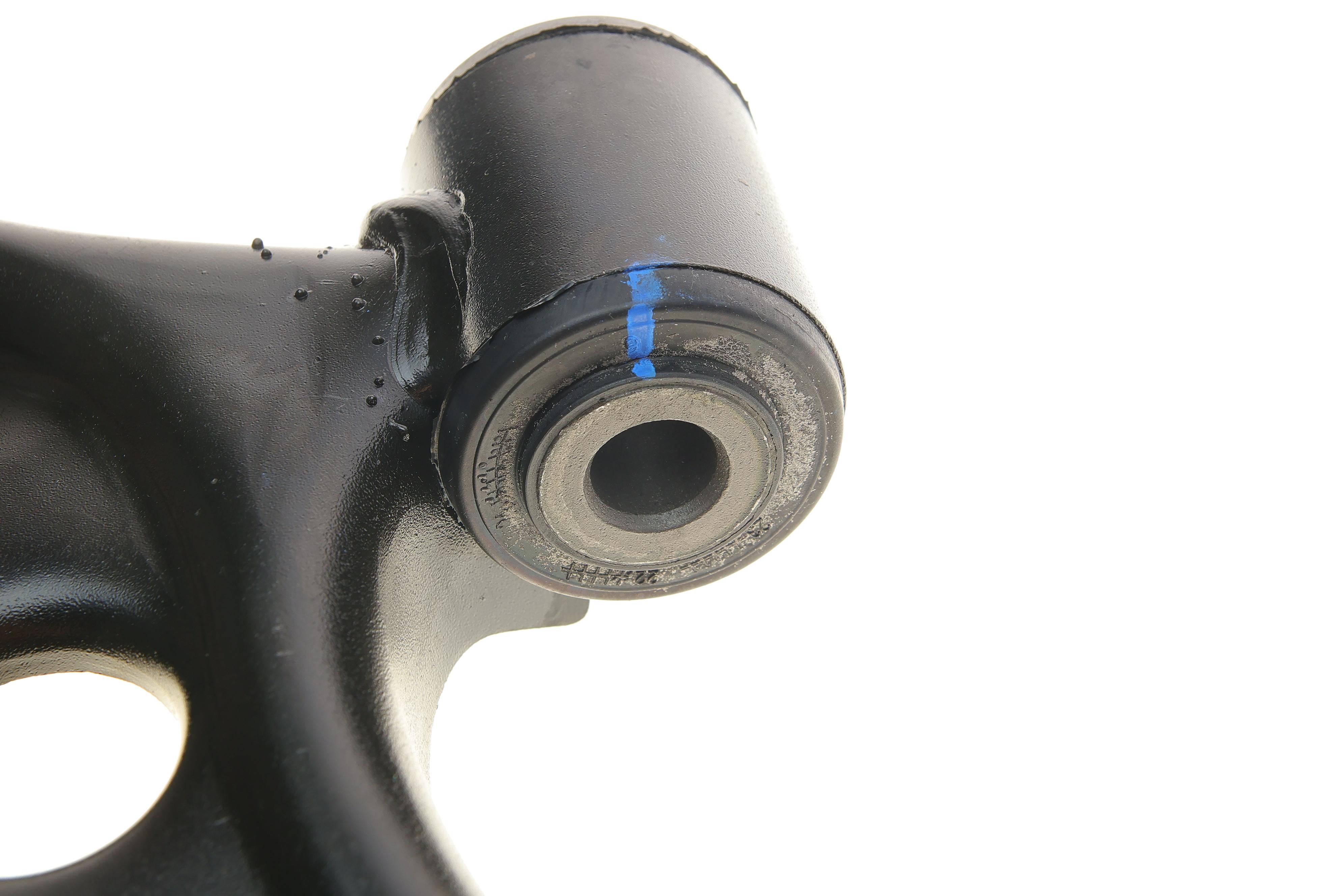 Важіль підвіски (передній/знизу) (L) Fiat Sedici/Suzuki SX4 06-