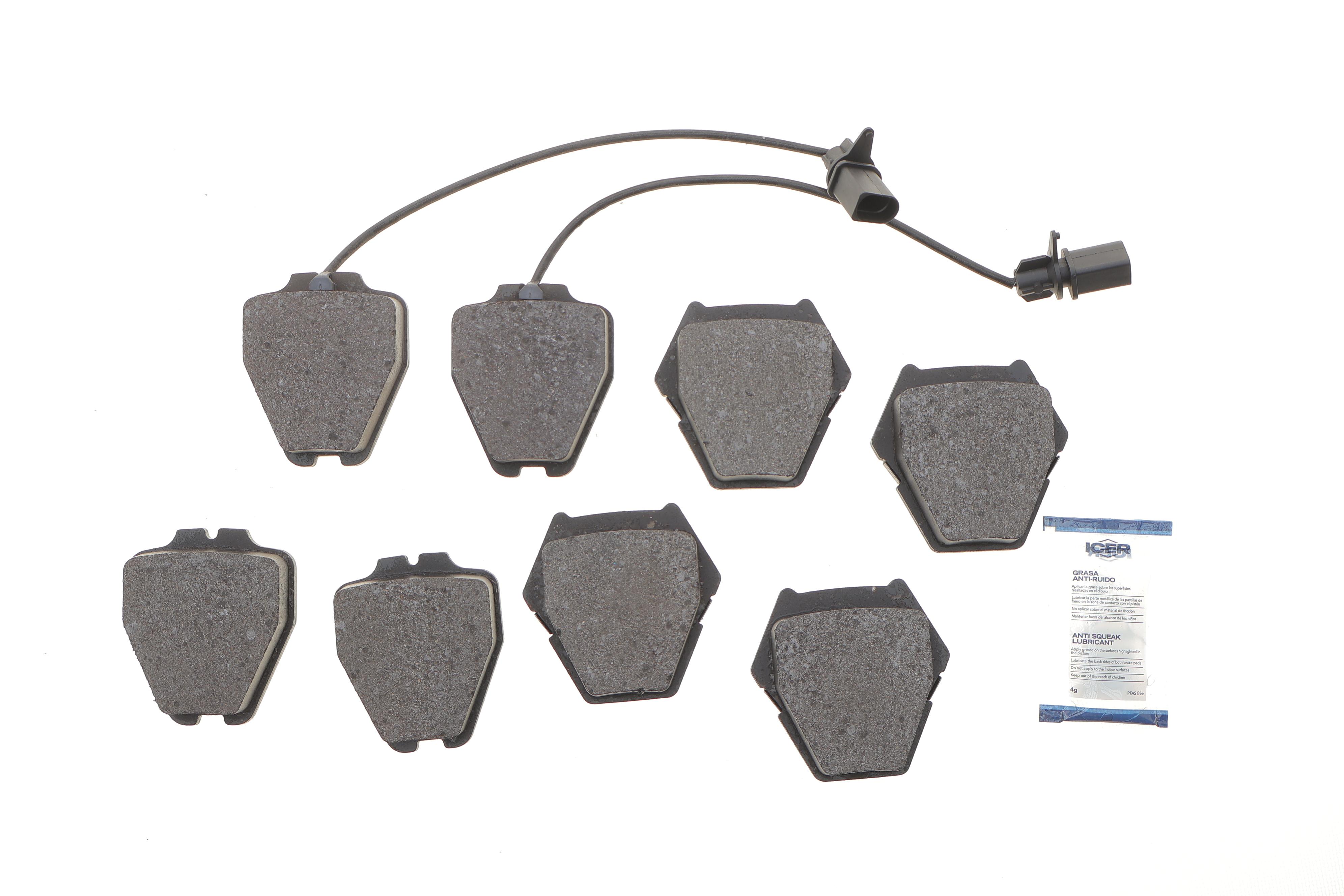 Колодки тормозные (передние) Audi A4 97-01/A6 97-05/VW Passat B5 00-05/Phaeton 02-08 (+датчики)