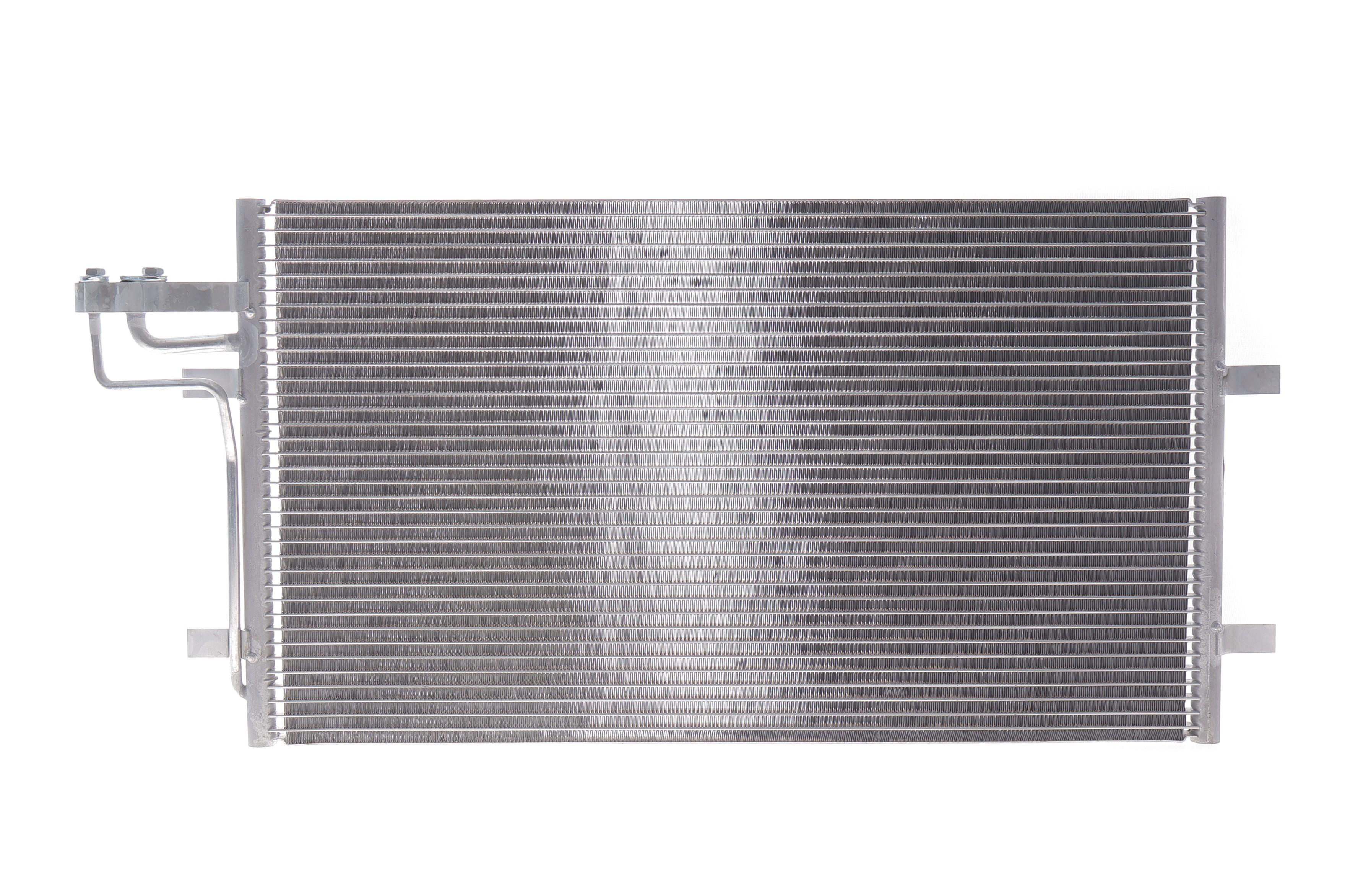 Радіатор кондиціонера Ford Focus 1.4-2.0 03-12(незначне пошкодження)