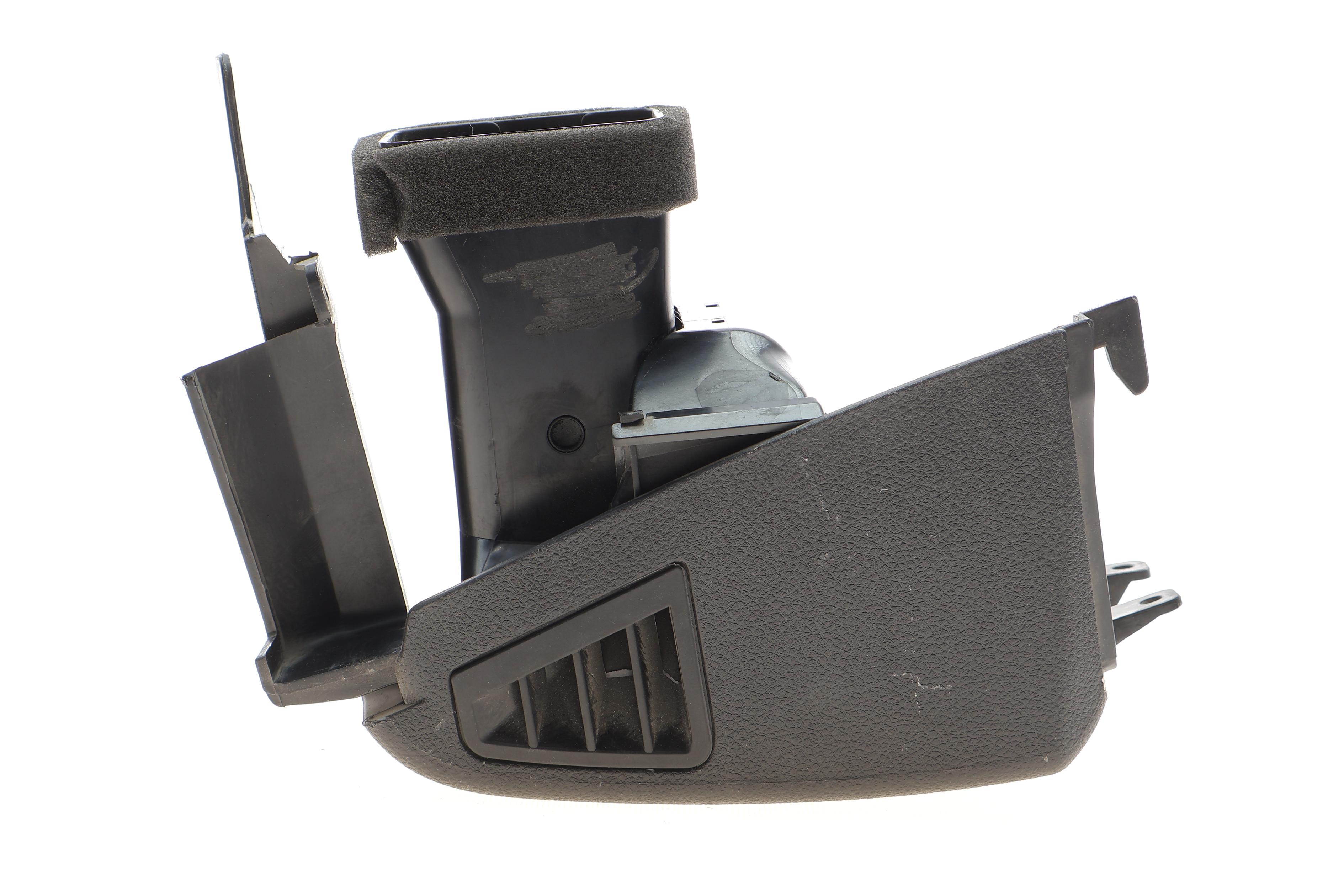 Дефлектор обігрівача (бічний/R) MB Sprinter/VW Crafter 06- (8375)