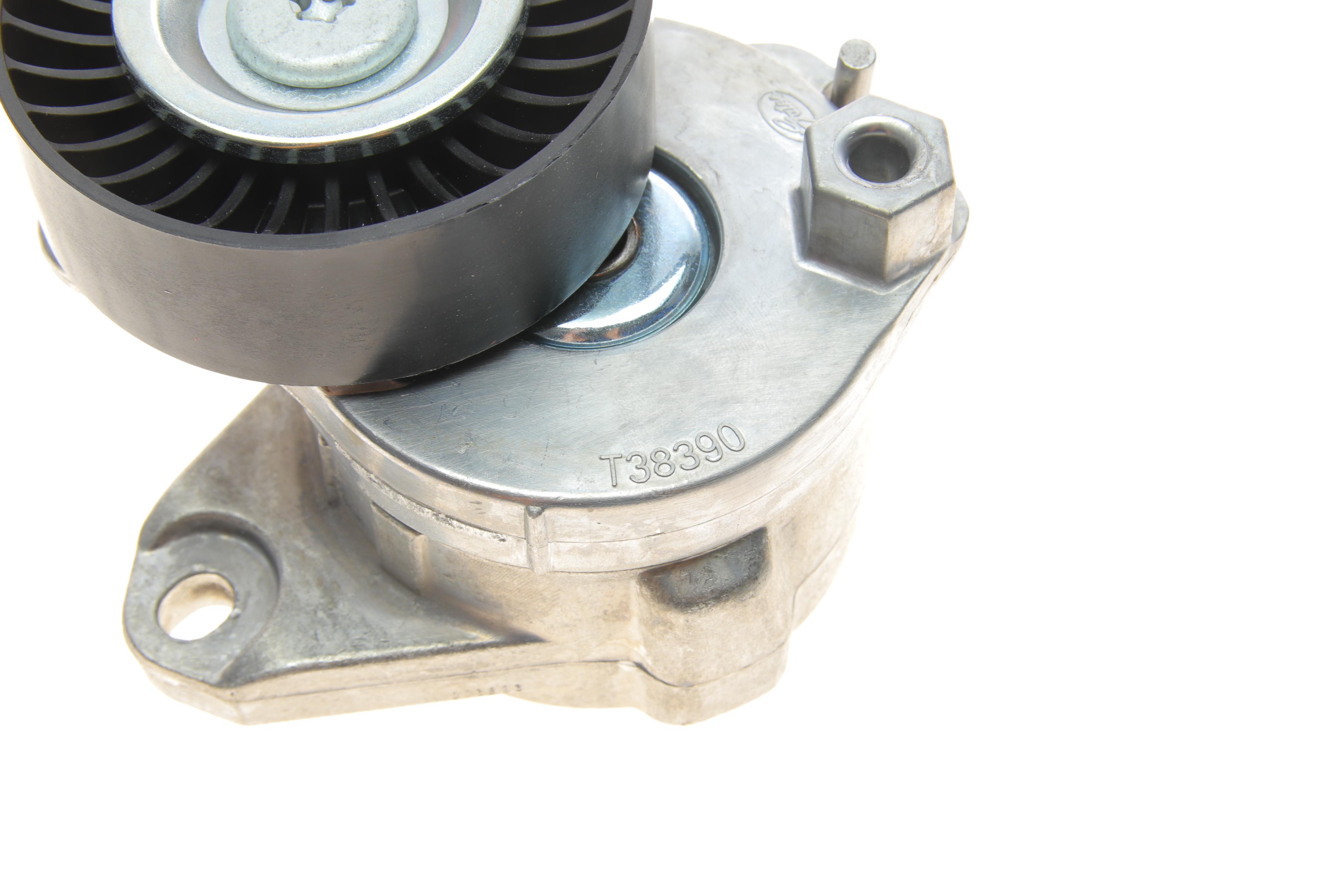 Натяжитель ремня генератора MB C-class (W204)/E-class (W211/W212) 6.2 06- M156