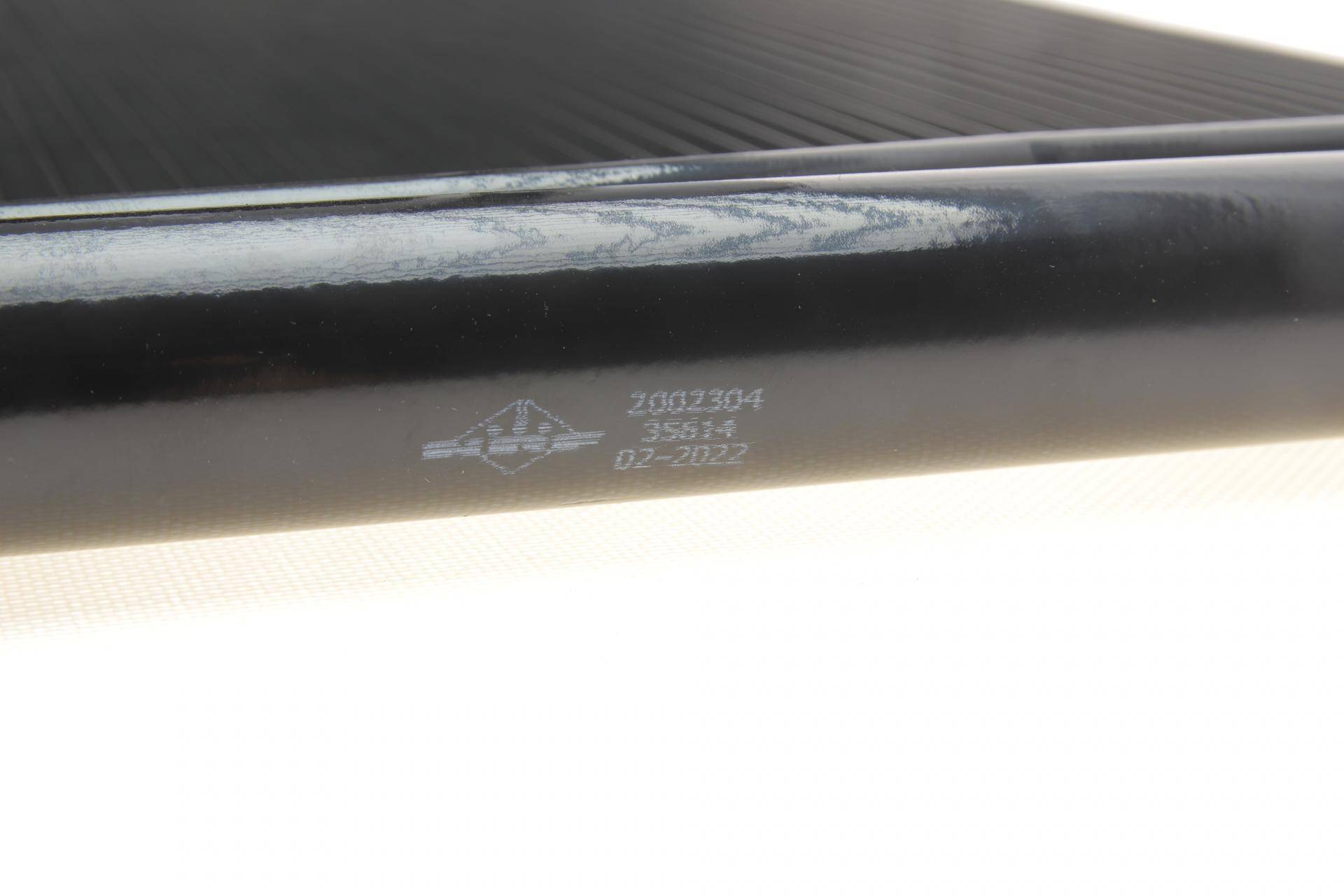 Радіатор кондиціонера VW Passat B7 2.0TDI 10-