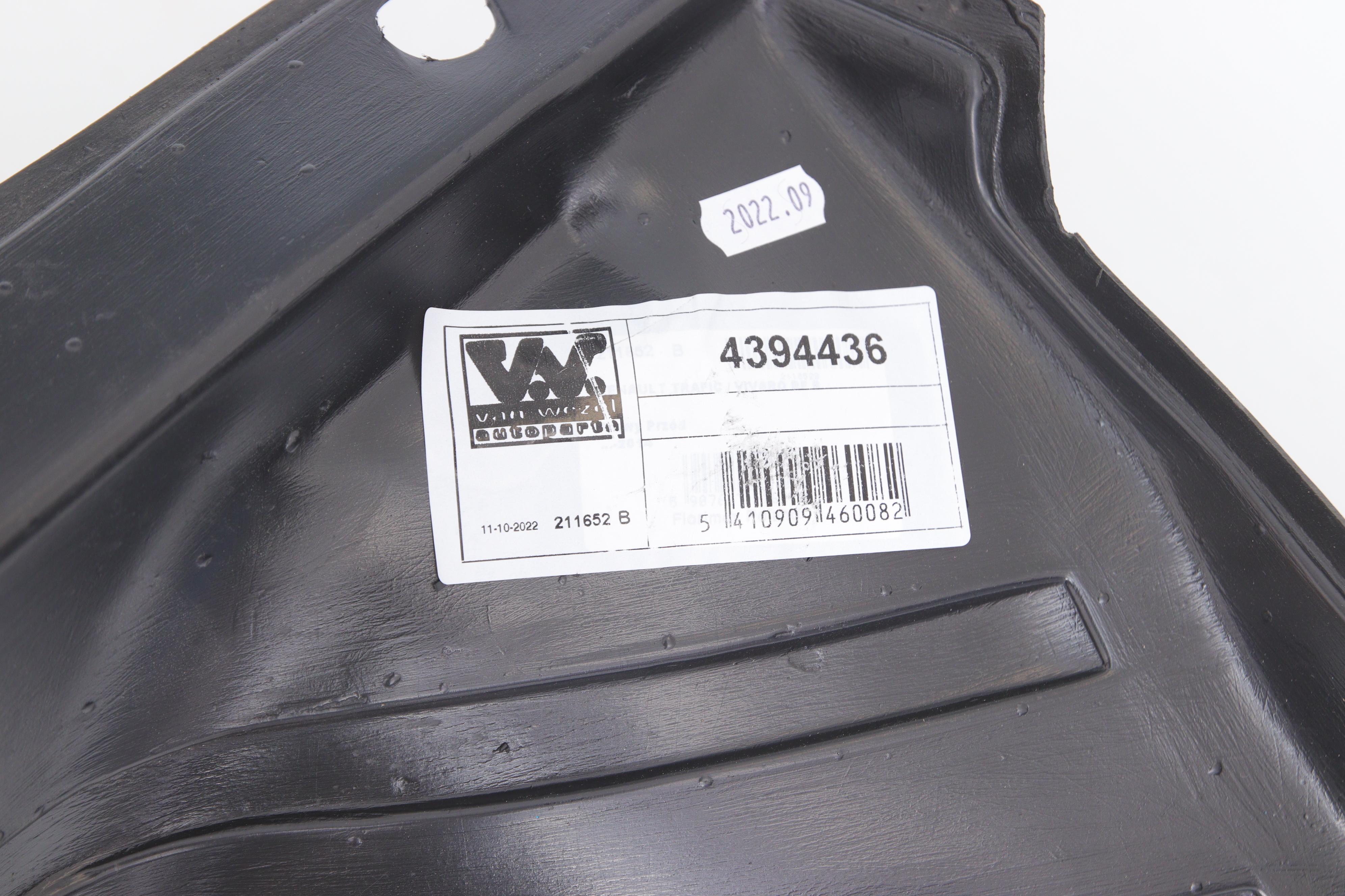 Подкрыльник (передний/задняя часть) Renault Trafic II 01- (R)