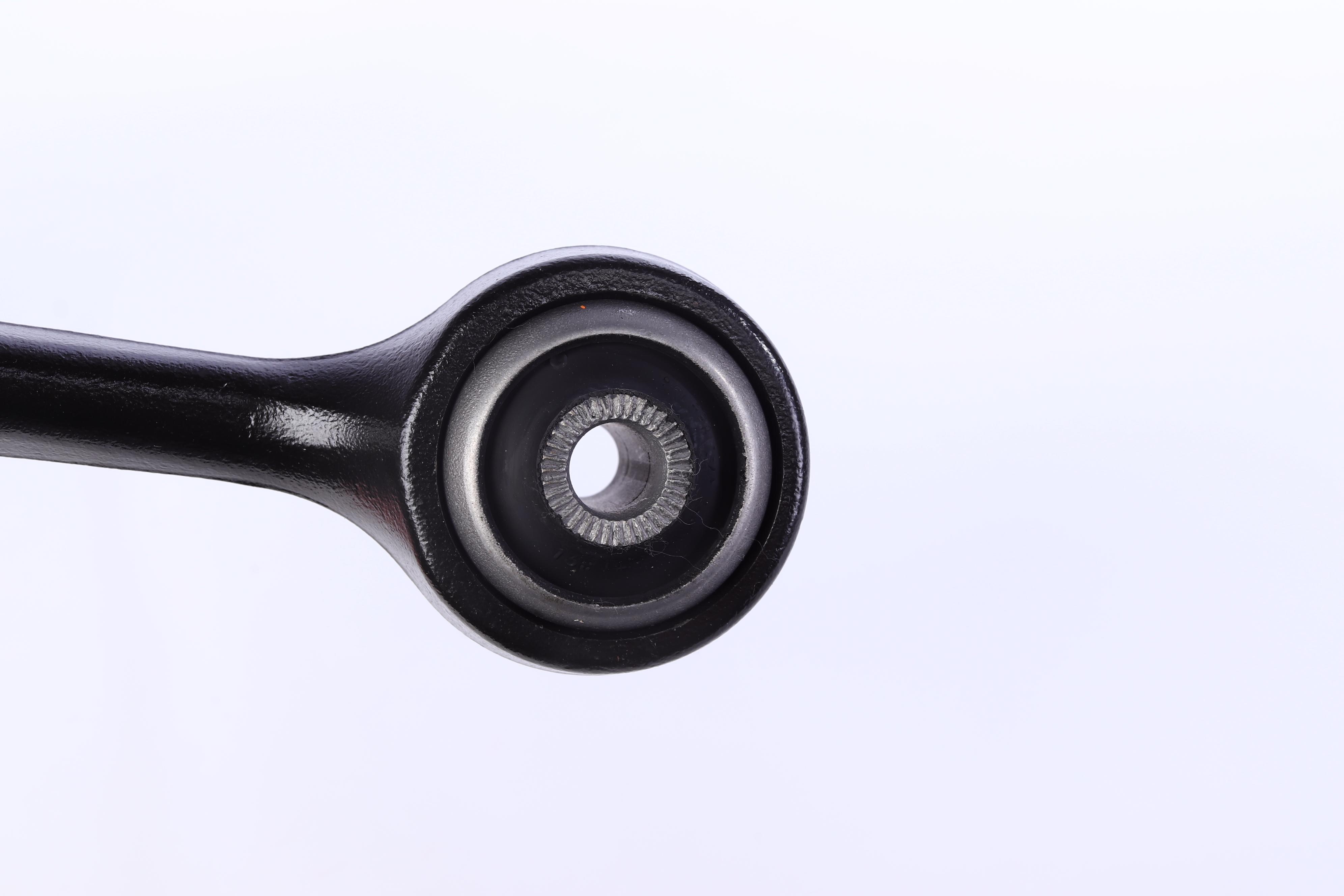 Важіль підвіски (передній/знизу) (R) BMW 5 (E34)/(E28)/7 (E32) 81-99