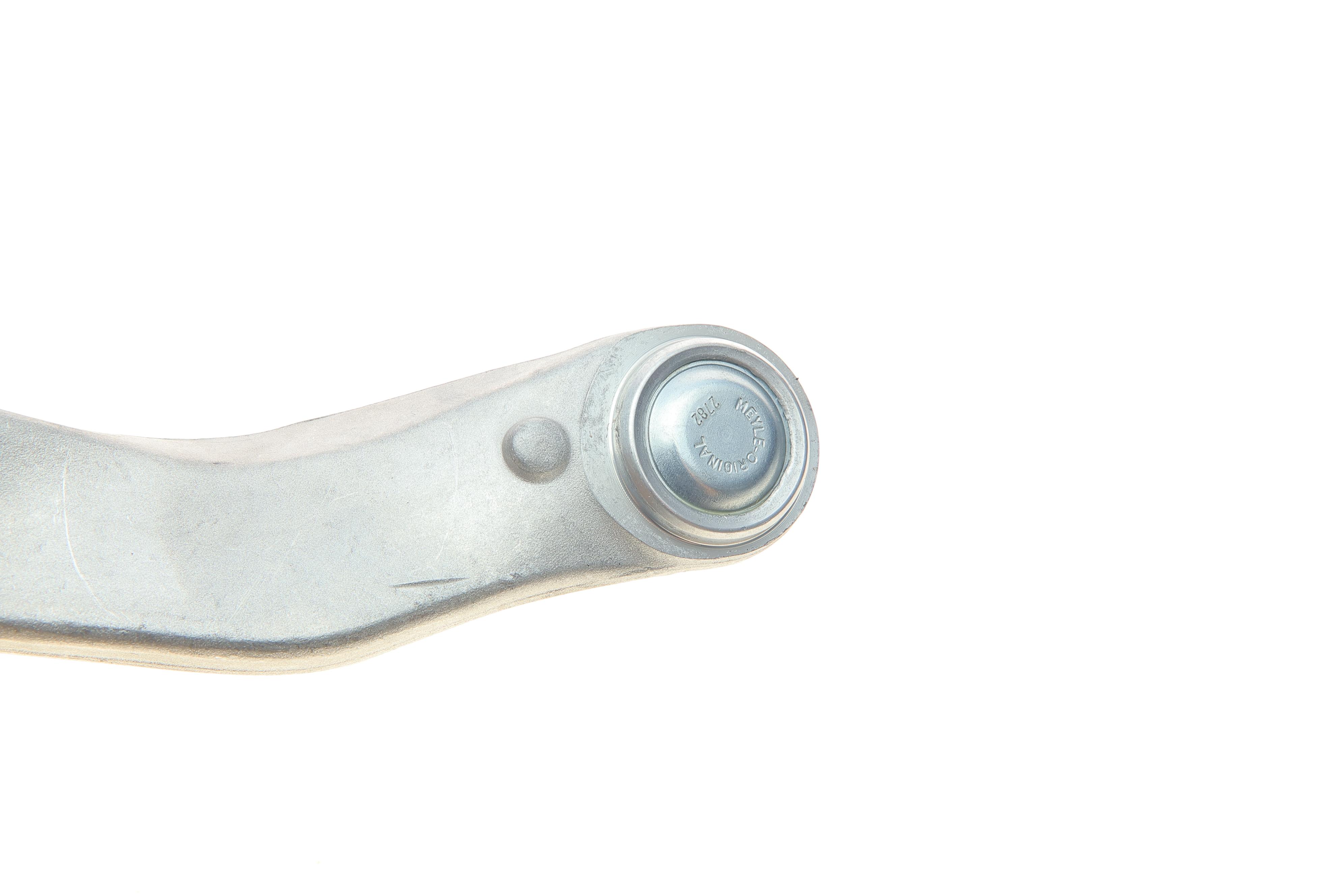 Важіль підвіски (передній/знизу/ззаду) (R) Audi A4 94-09/A6 97-05/Seat Exeo 08-13/VW Passat 00-05