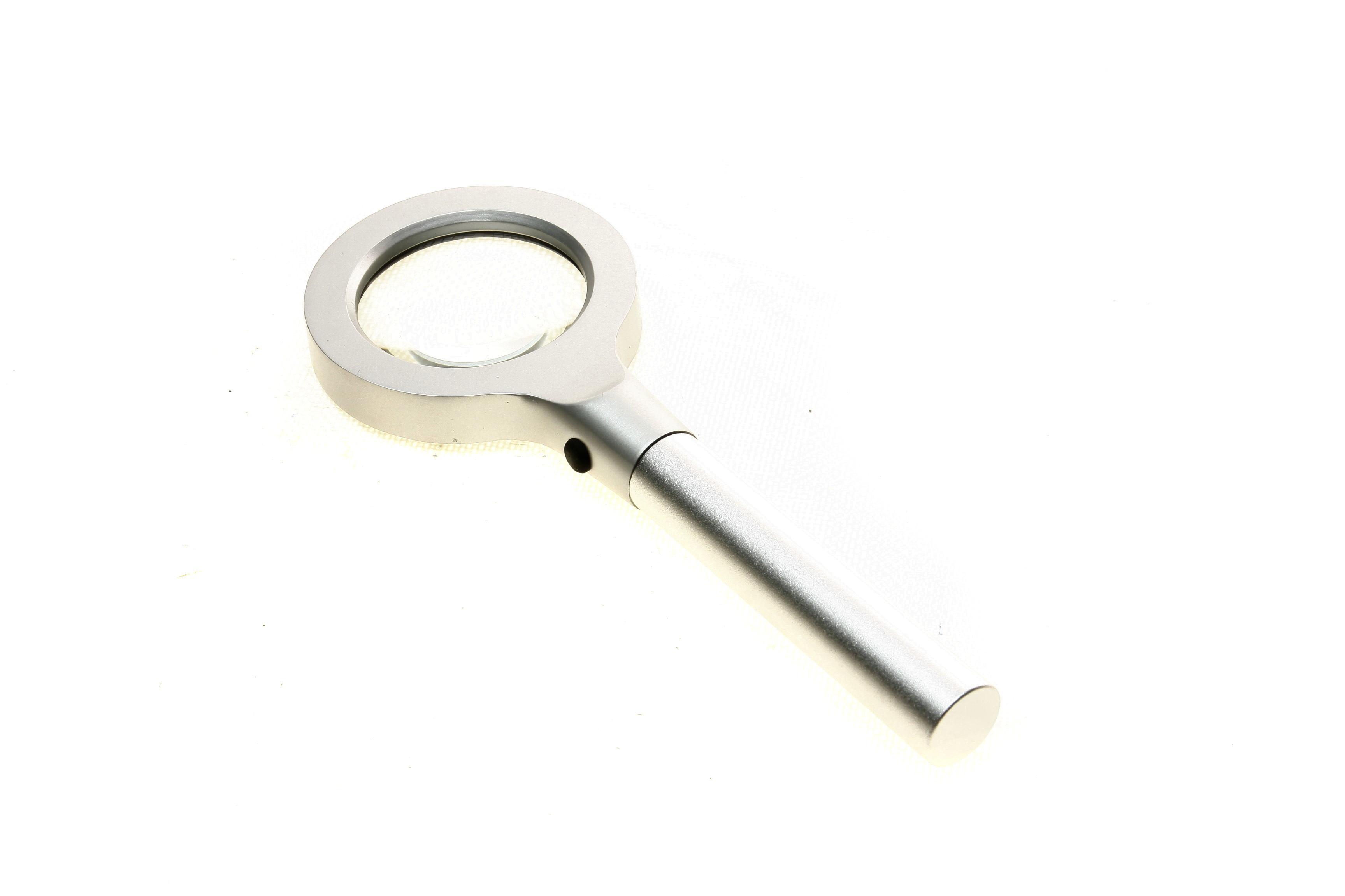 Лупа зі світлодіодним підсвічуванням (5X)