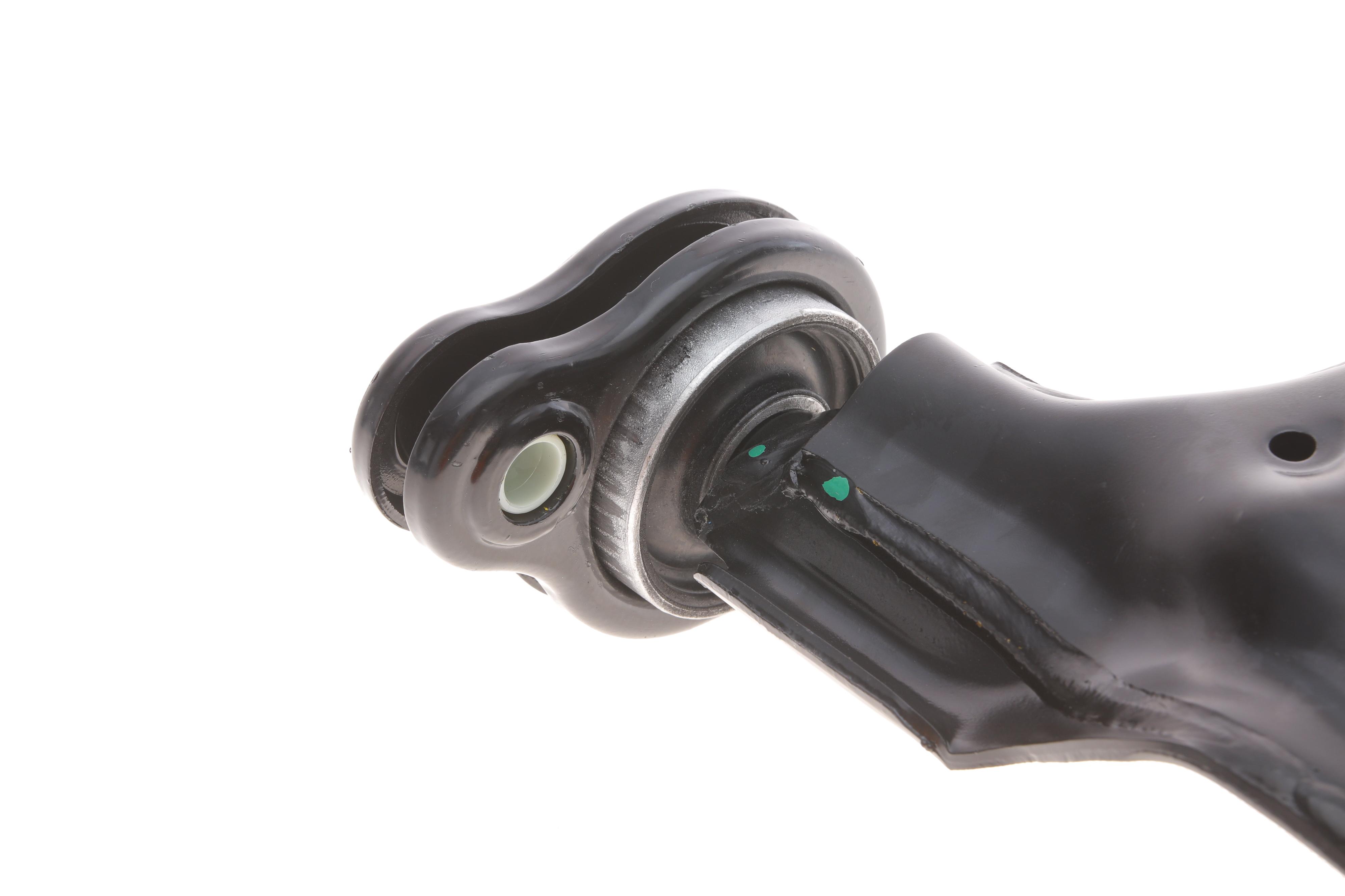 Важіль підвіски (передній/знизу) (L) MB Vito (W447) 14-