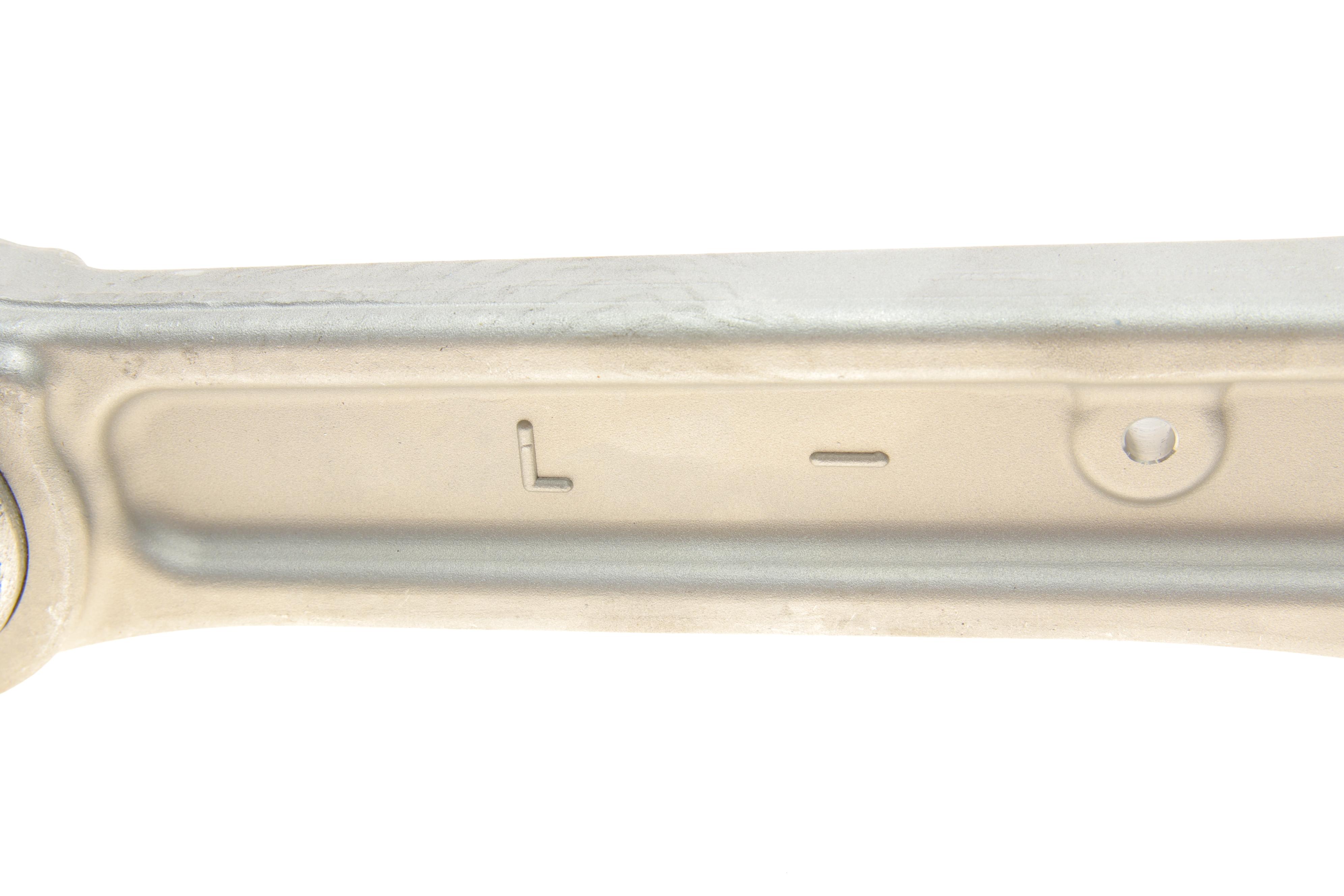 Важіль підвіски (передній/знизу/спереду) (L) Audi A4/A5 15-