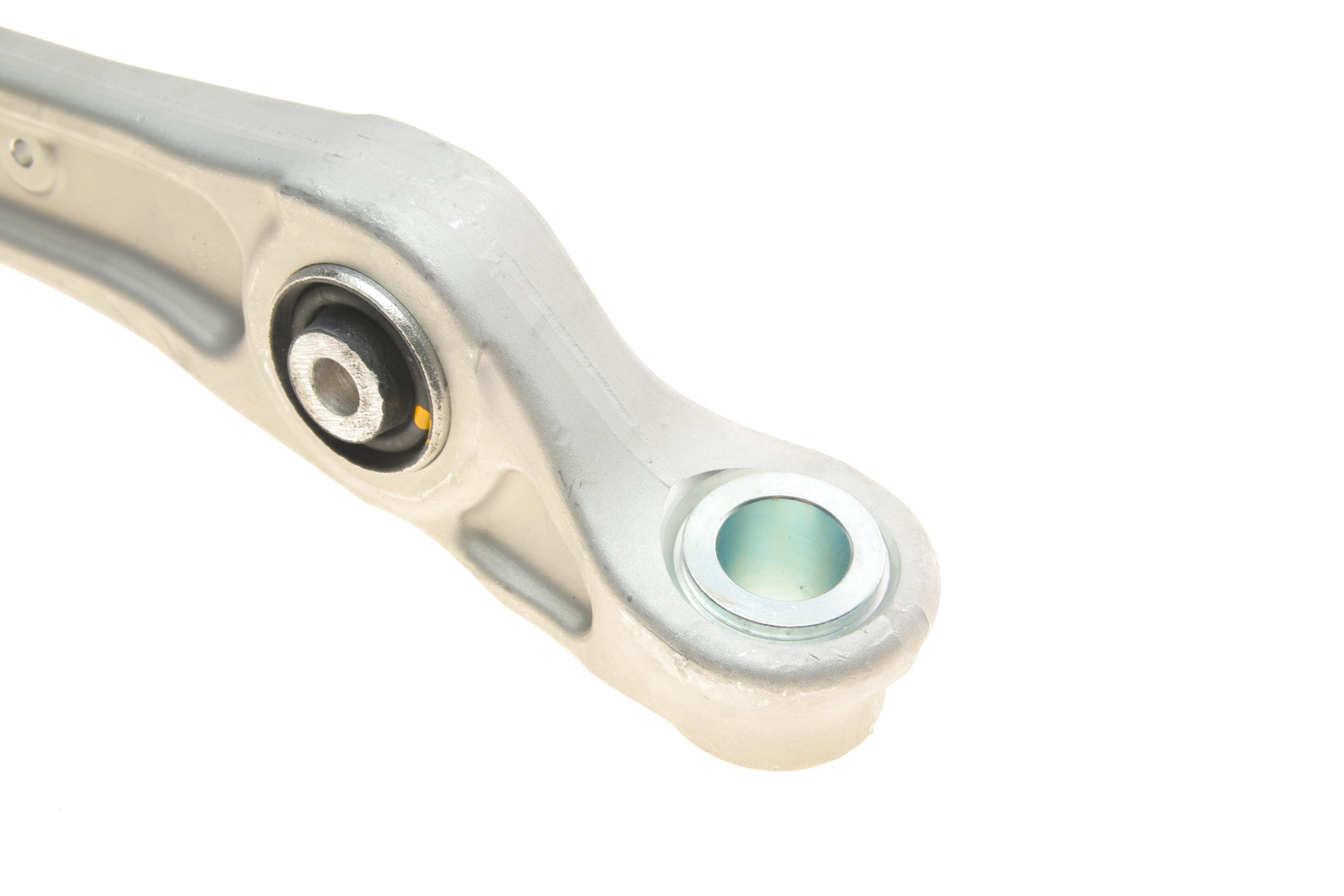 Важіль підвіски (передній/знизу/спереду) (L) Audi A4/A5 15-