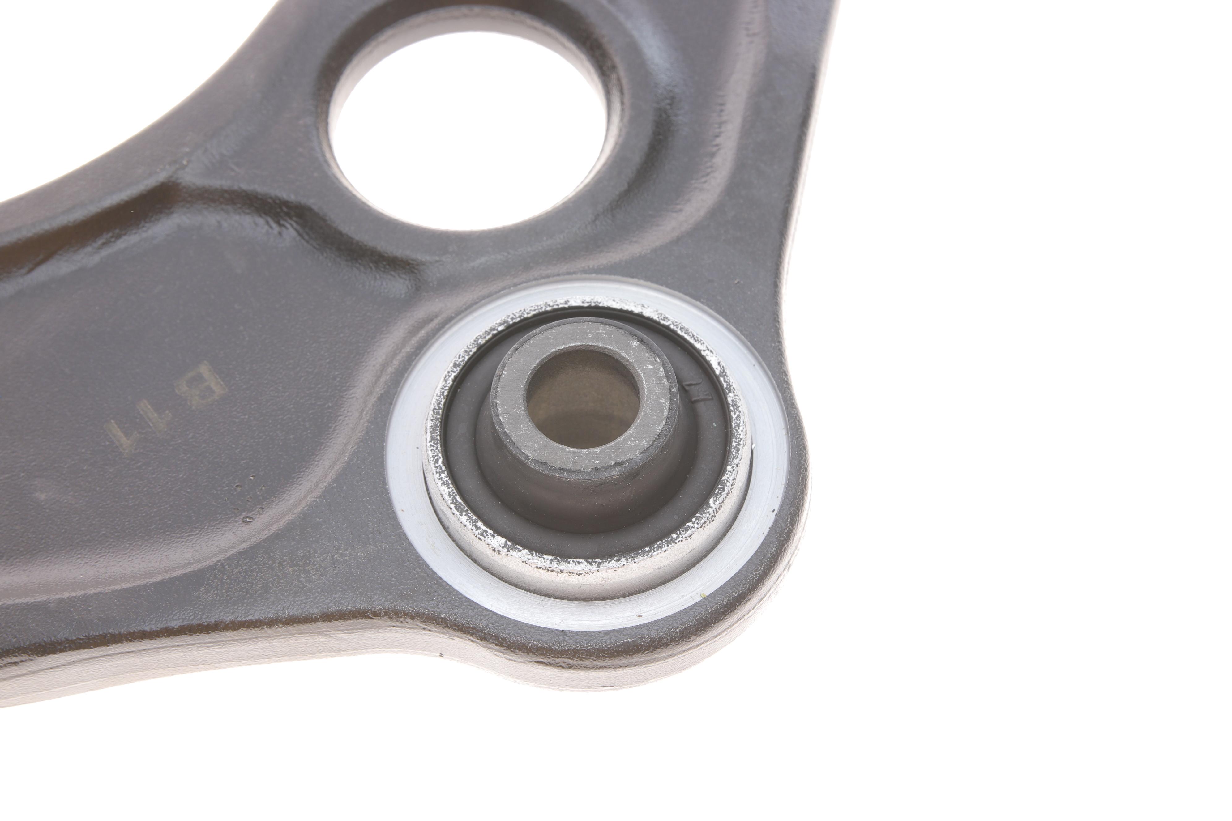 Важіль підвіски (передній/знизу) (R) Renault Megane IV 15-