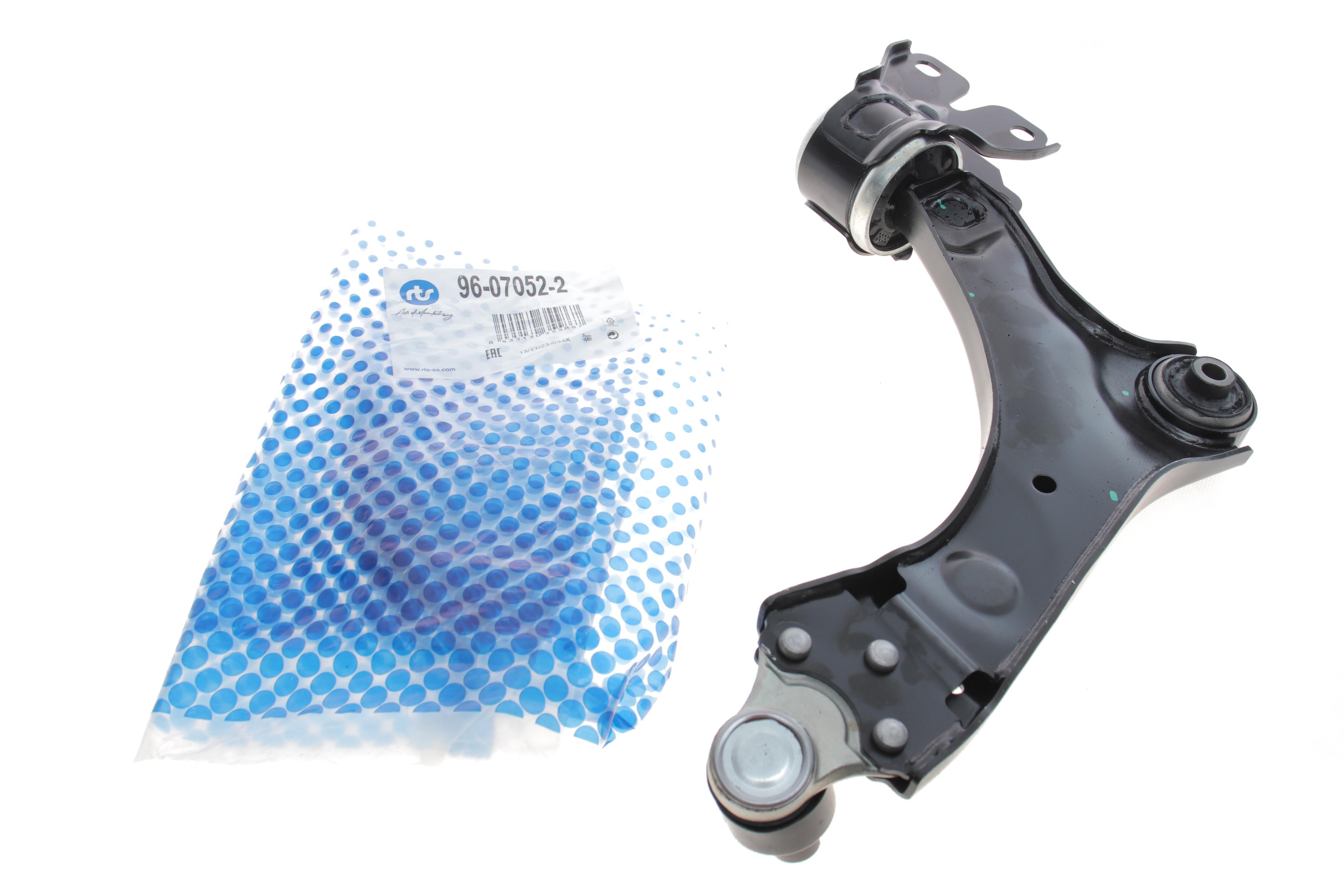 Важіль підвіски (передній/знизу) (L) Volvo XC70 07-16