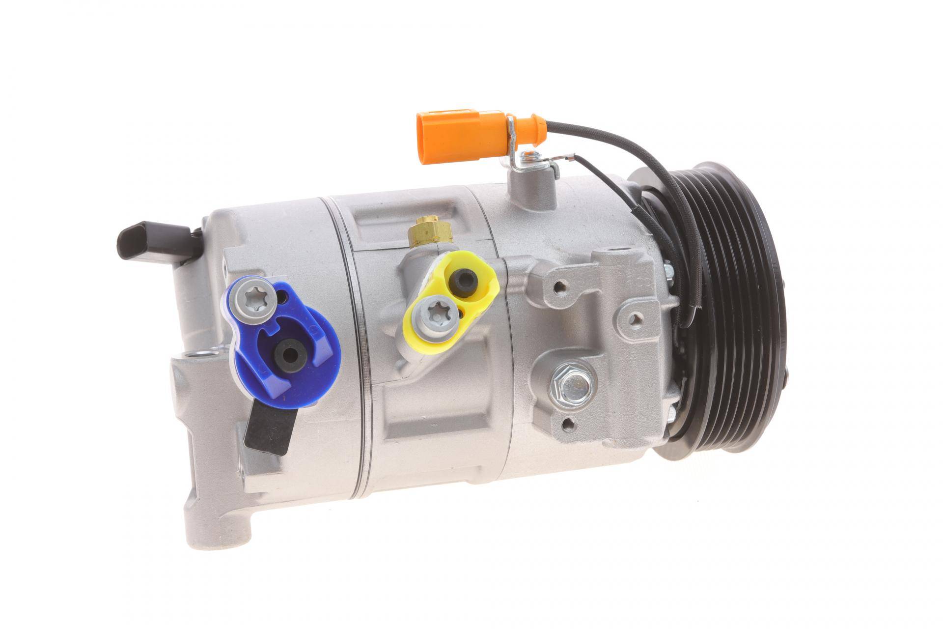 Компресор кондиціонера Audi A1/A3/Q2/Q3/Seat Leon/Skoda Fabia/VW Caddy/Golf 1.2-2.0D 14-