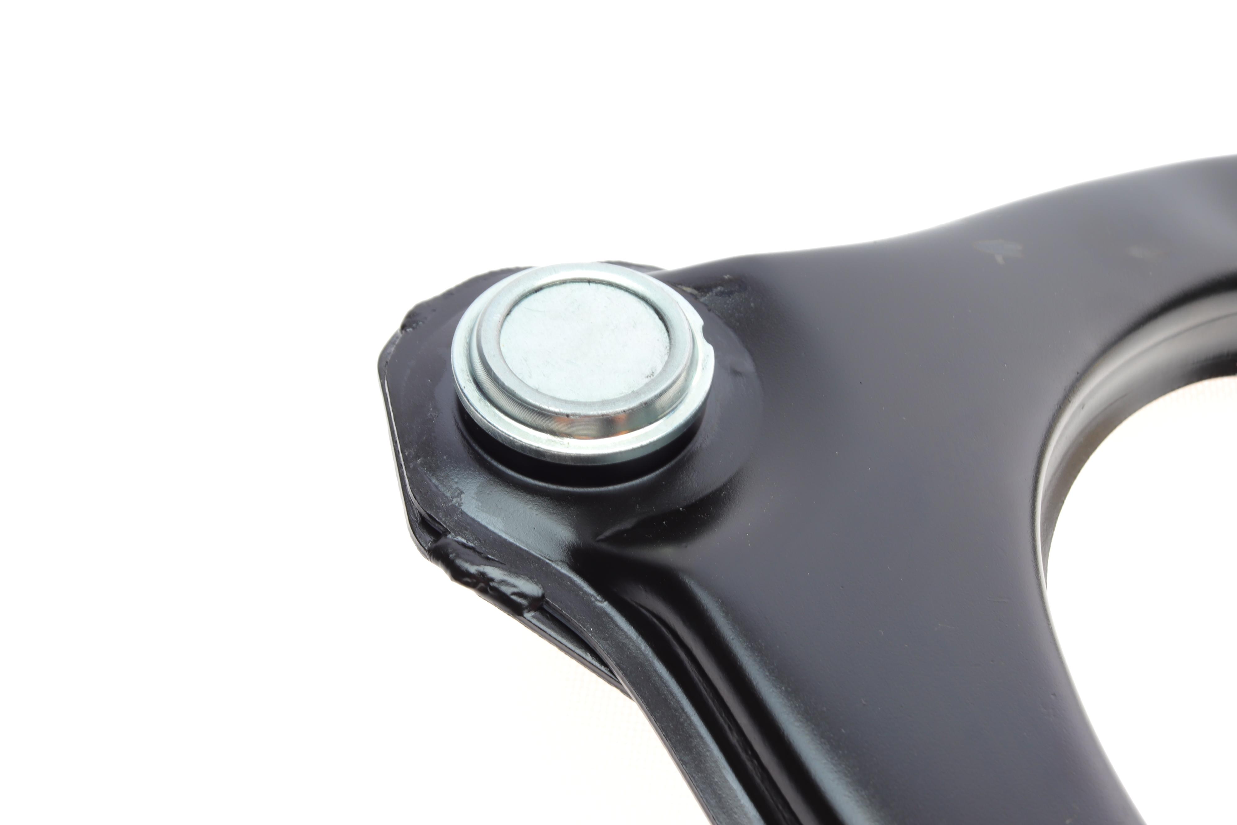 Важіль підвіски (передній/зверху) (R) Mitsubishi Galant 92-04