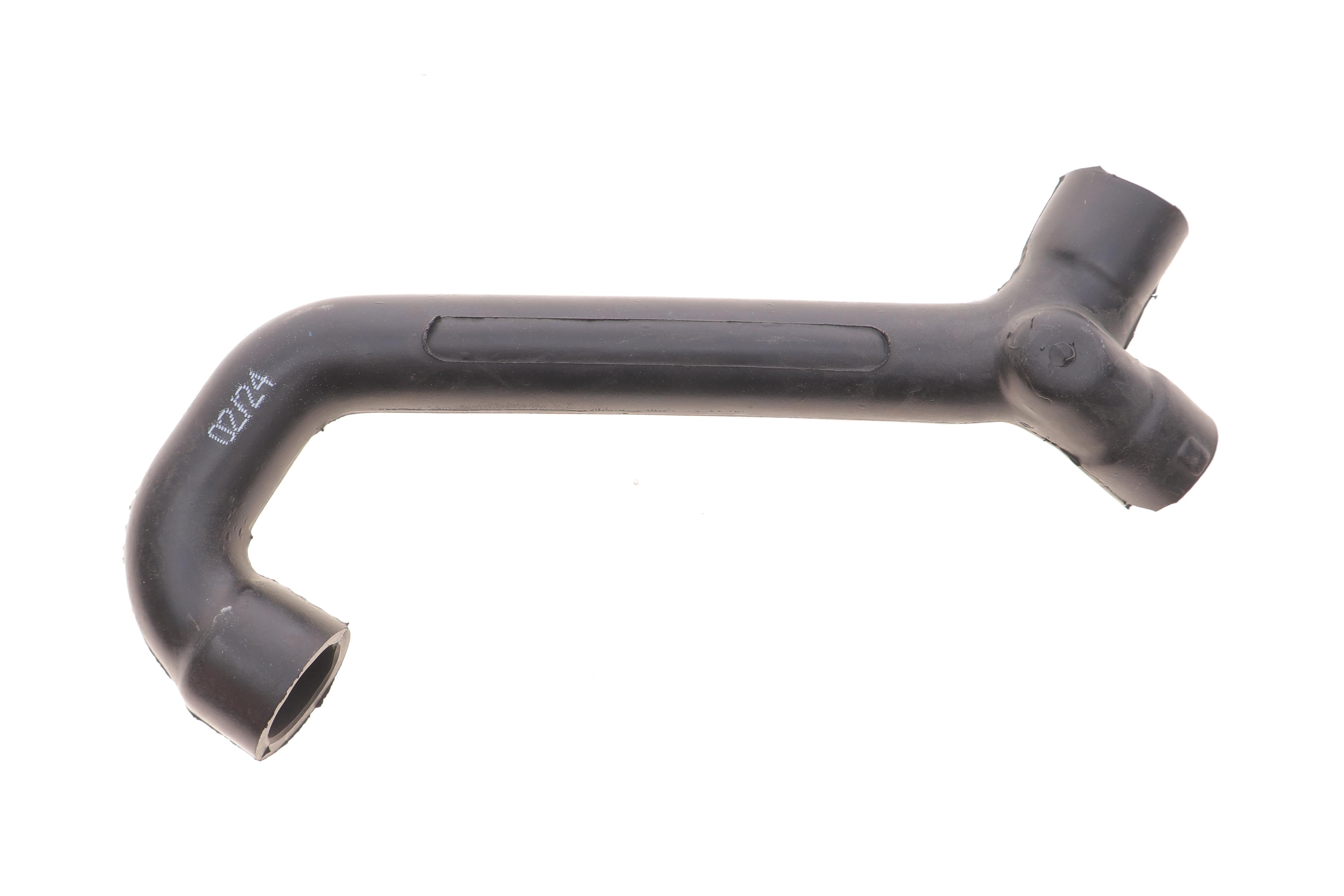 Патрубок вентиляции картера MB (W201/W124/S124/C124) 85-93