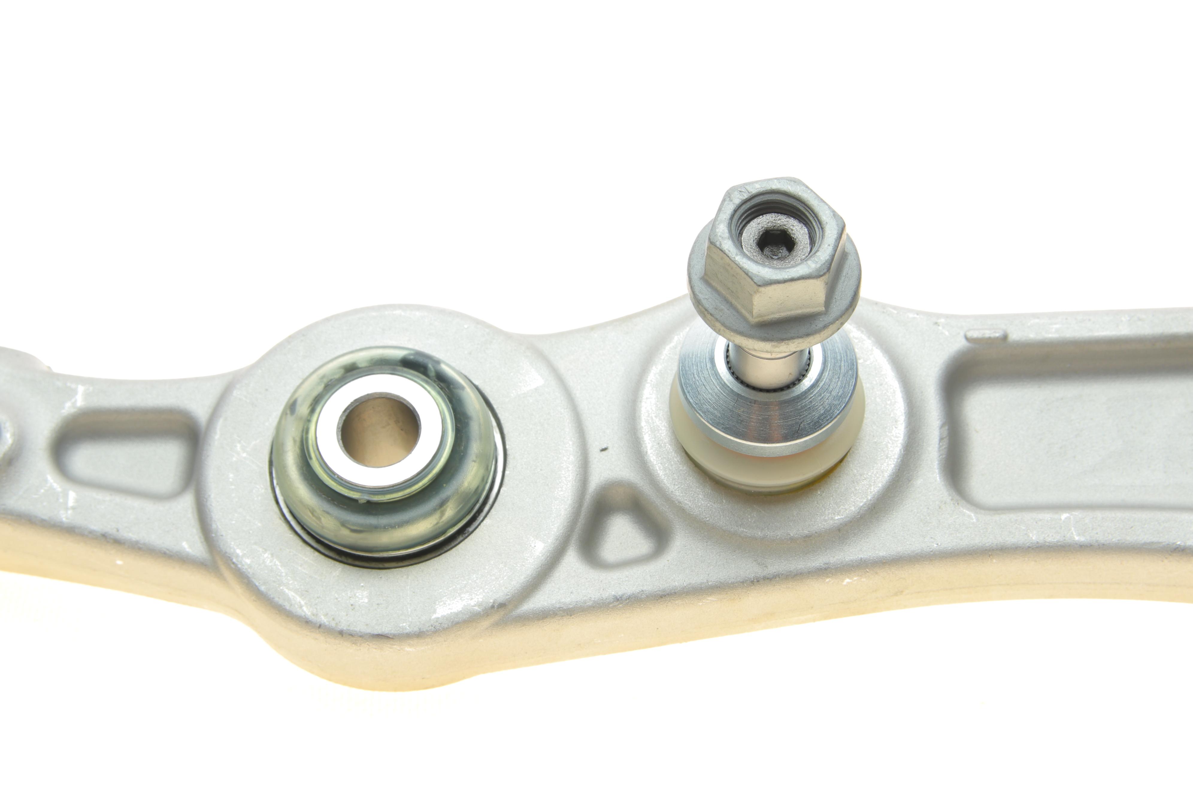 Важіль підвіски (задній) (L) BMW C-class (S205)/E-class (W213) 14-