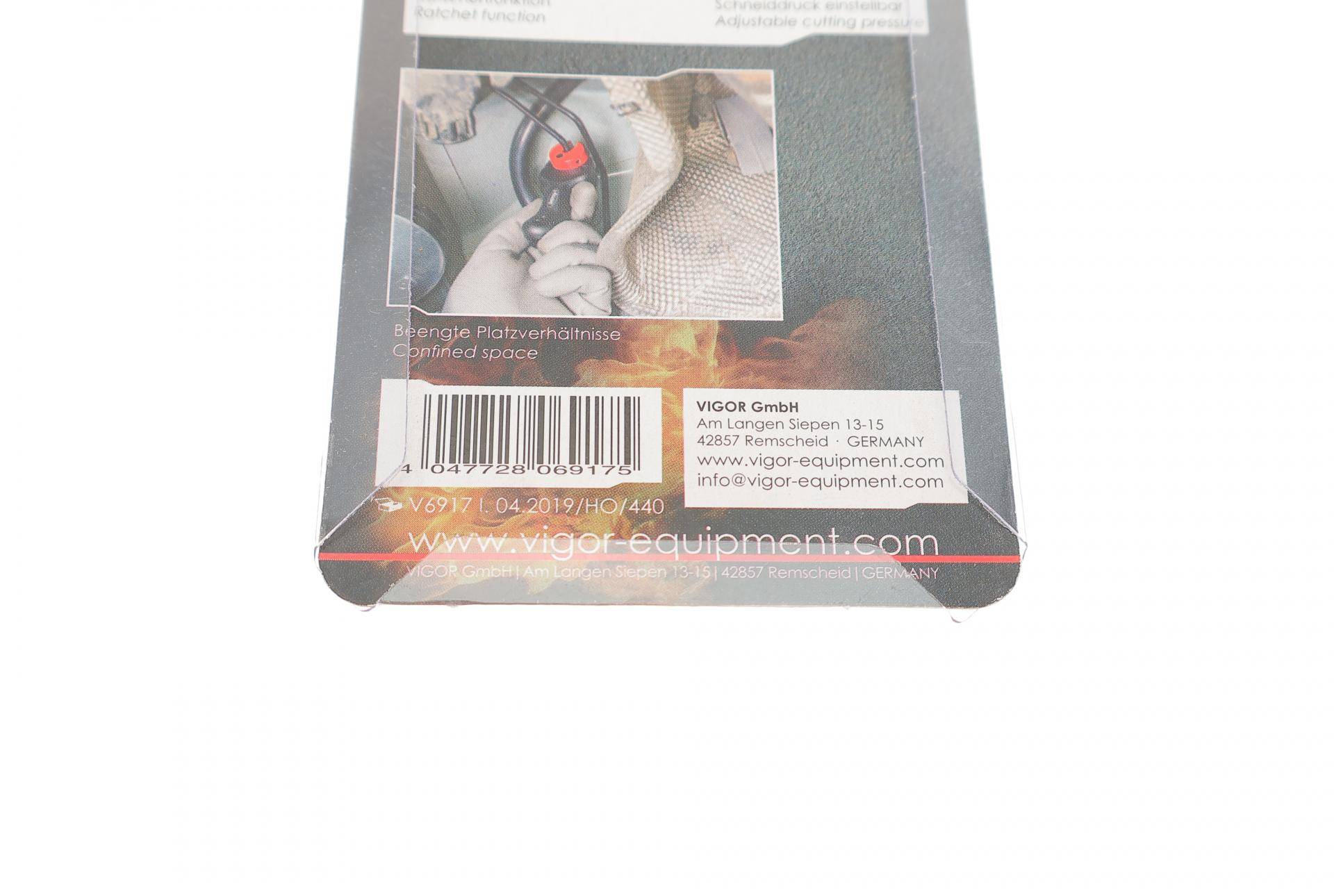 Труборіз для гальмівних магістралей з тріскачкою