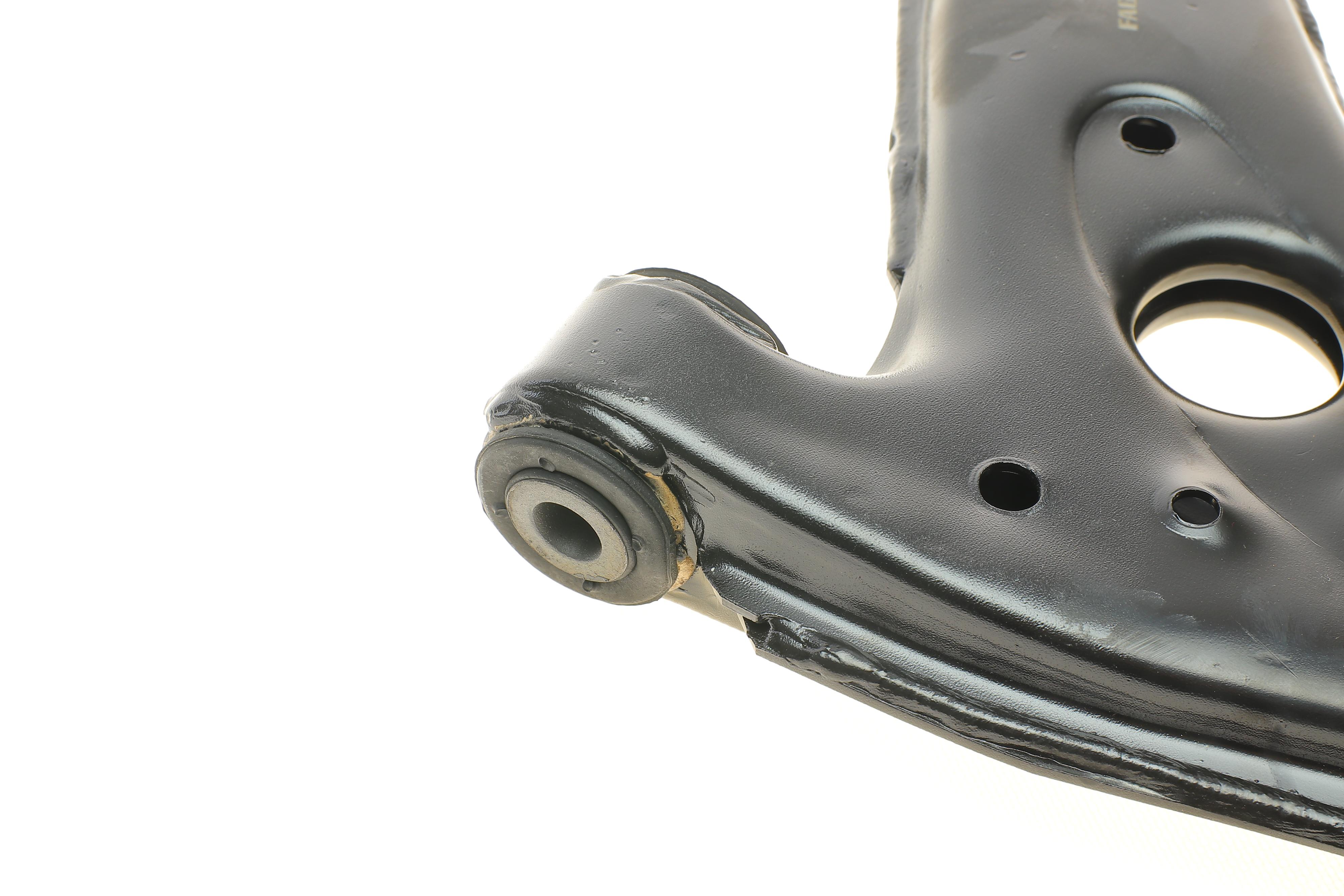 Важіль підвіски (передній/знизу) (R) Seat Cordoba/Ibiza 02-09/Skoda Fabia 99-14/Roomster 06-15(з шар