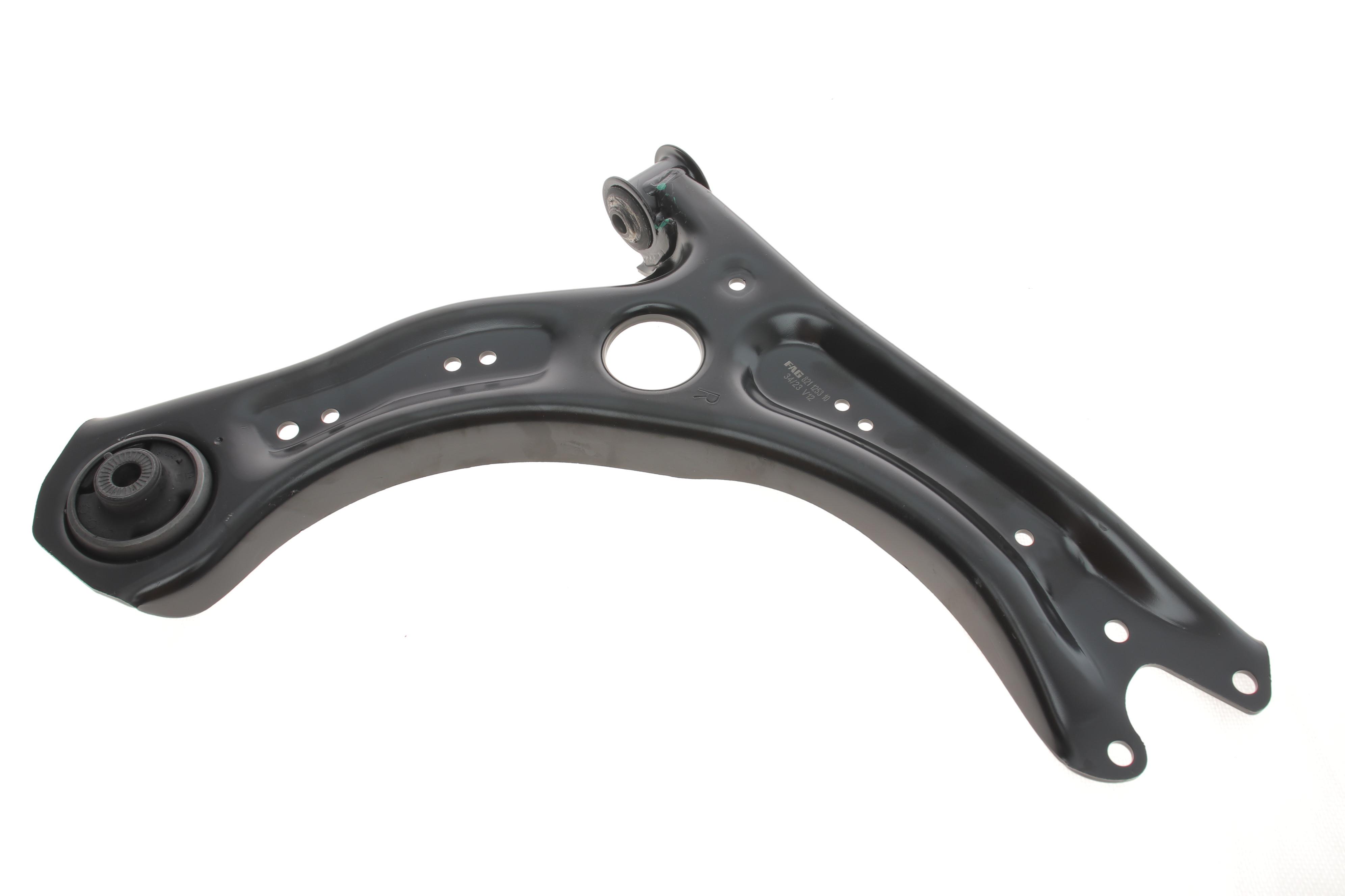 Важіль підвіски (передній/снизу) Audi A1/VW Polo 18- (R)