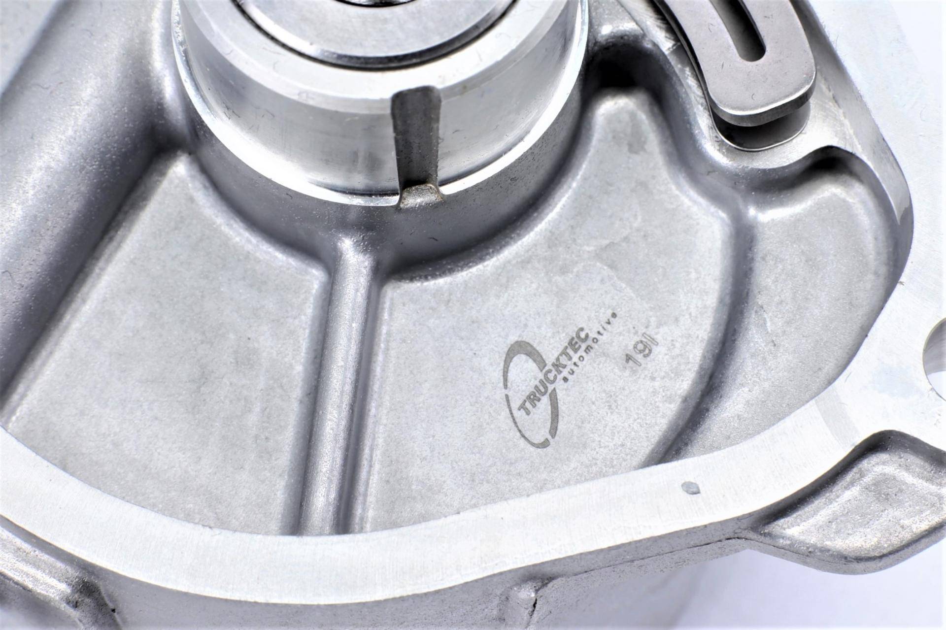 Насос вакуумний MB Sprinter/Vito (W639) 2.2 CDI 06-