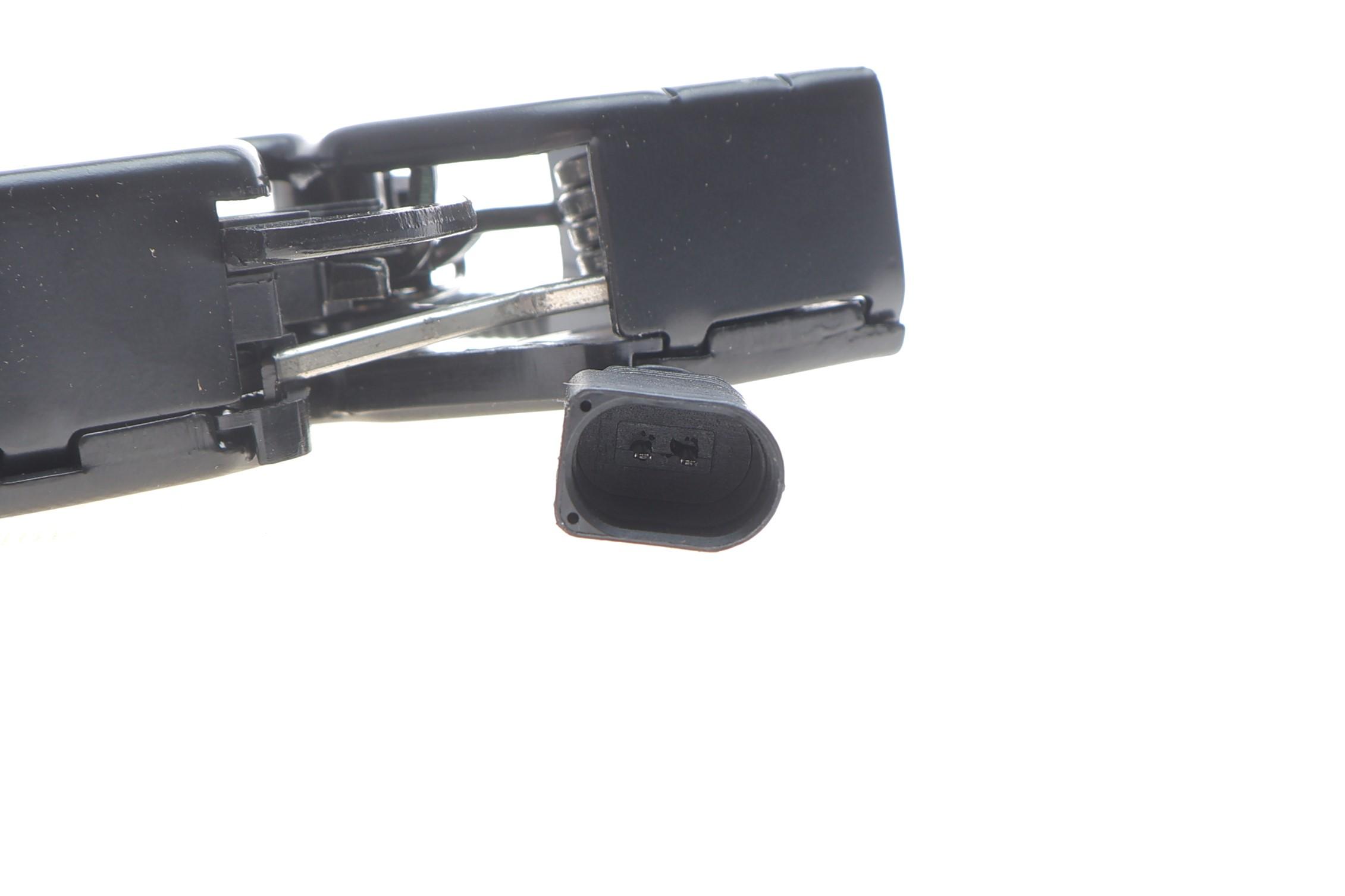 Замок капоту (нижній) VW Golf VII/Passat B8 14-