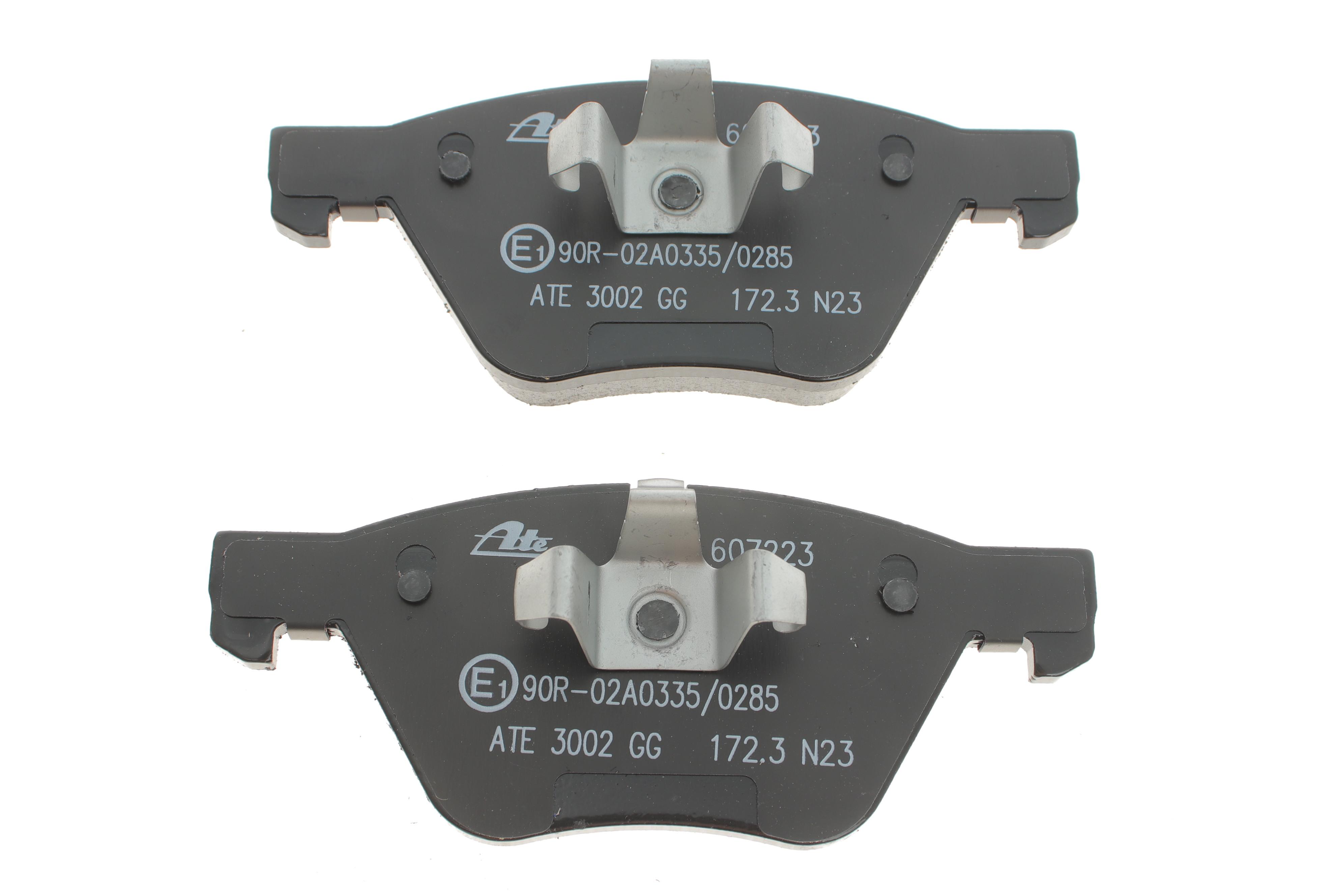 Колодки тормозные (передние) BMW 1 (E81/E82)/3 (E90-E93)/X1 (E84)/Z4 (E89) 04-16