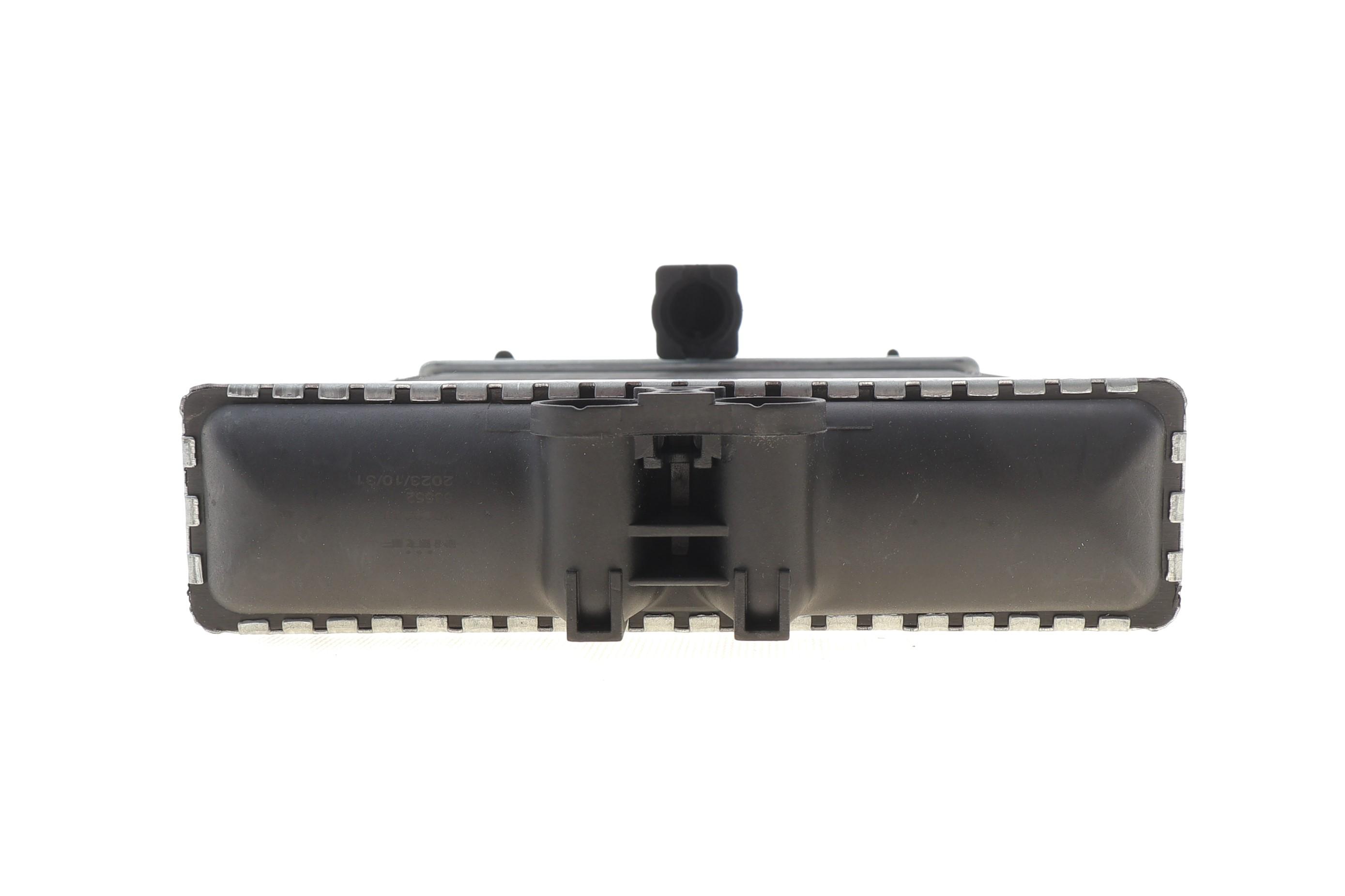 Радіатор пічки MB C-class (W202)/E-class (W210) -03