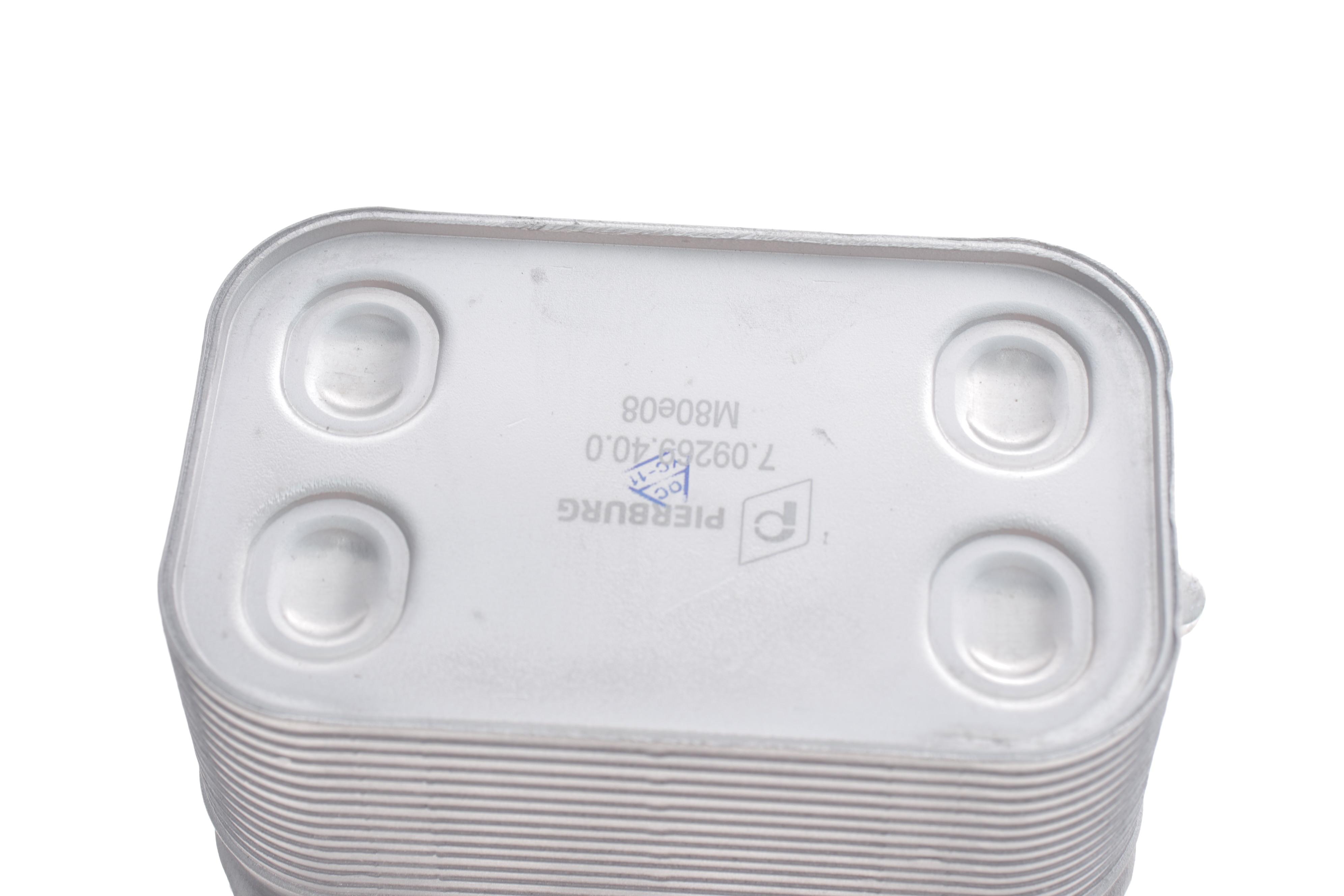 Радиатор масляный VW Caddy III/Crafter/T5 (теплообменник)