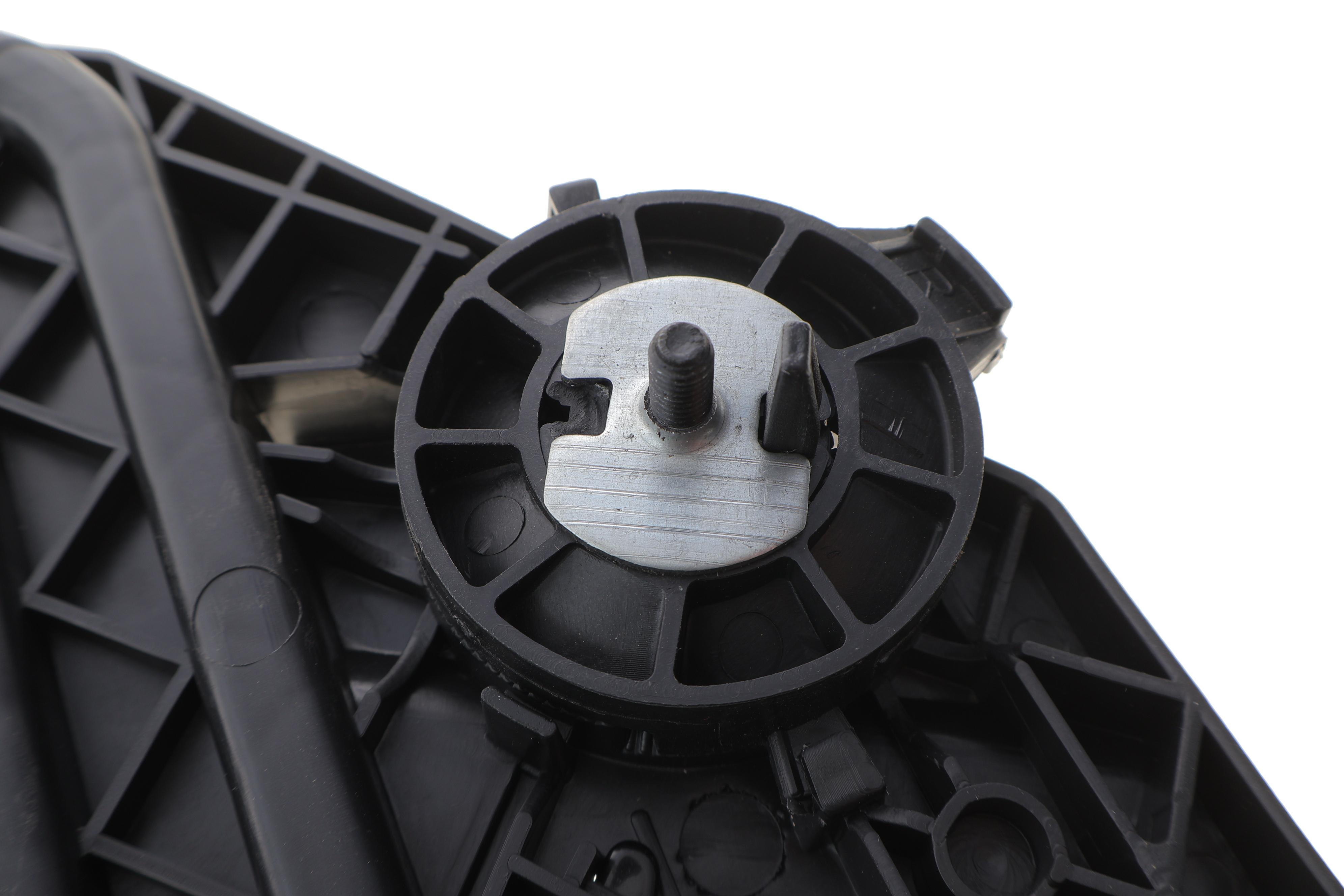 Кронштейн кріплення фари Skoda Octavia 04-13 (R)(пошкоджене кріплення)