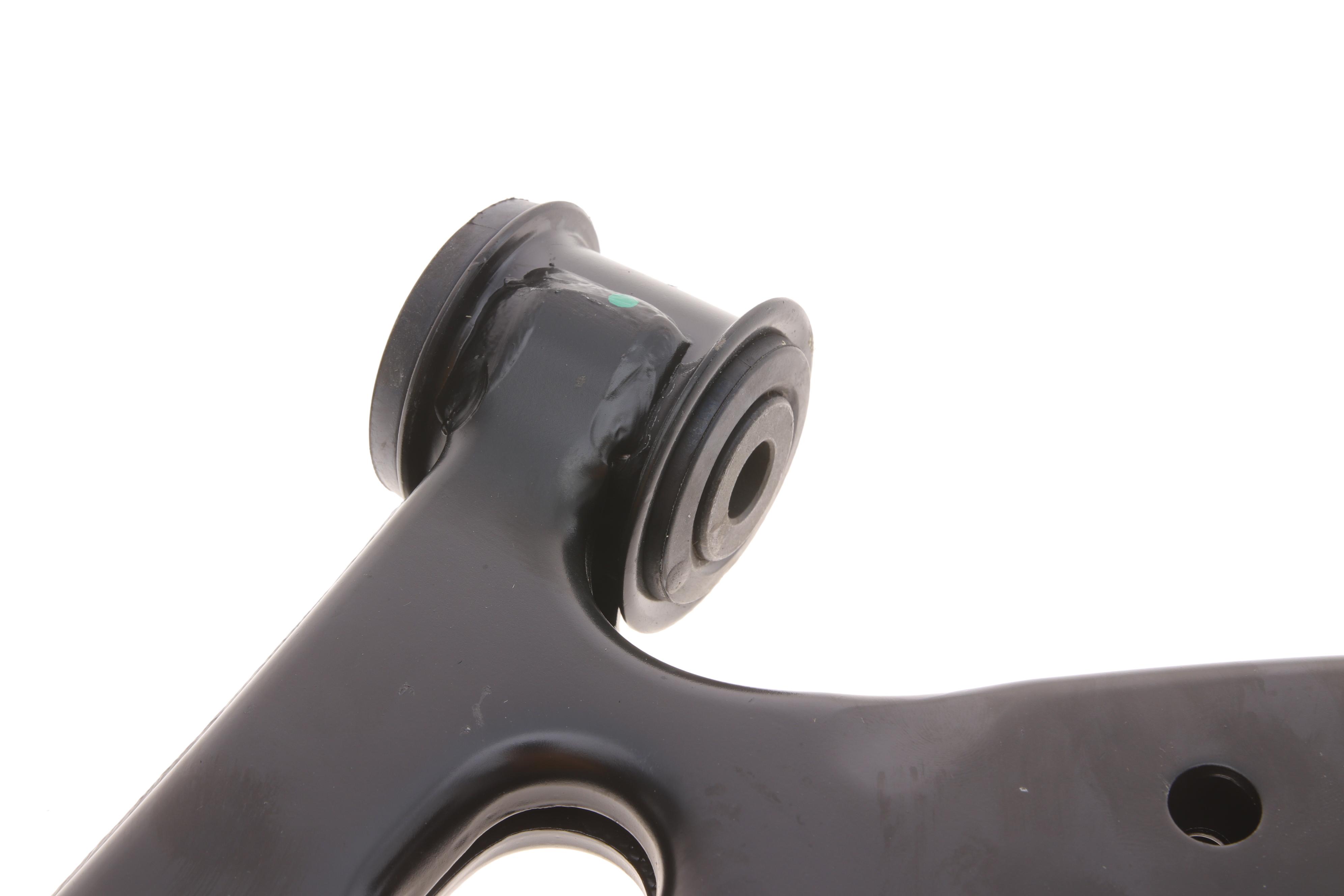 Важіль підвіски (передній) (R) Ford Fiesta/Fusion/Mazda 2 01-12