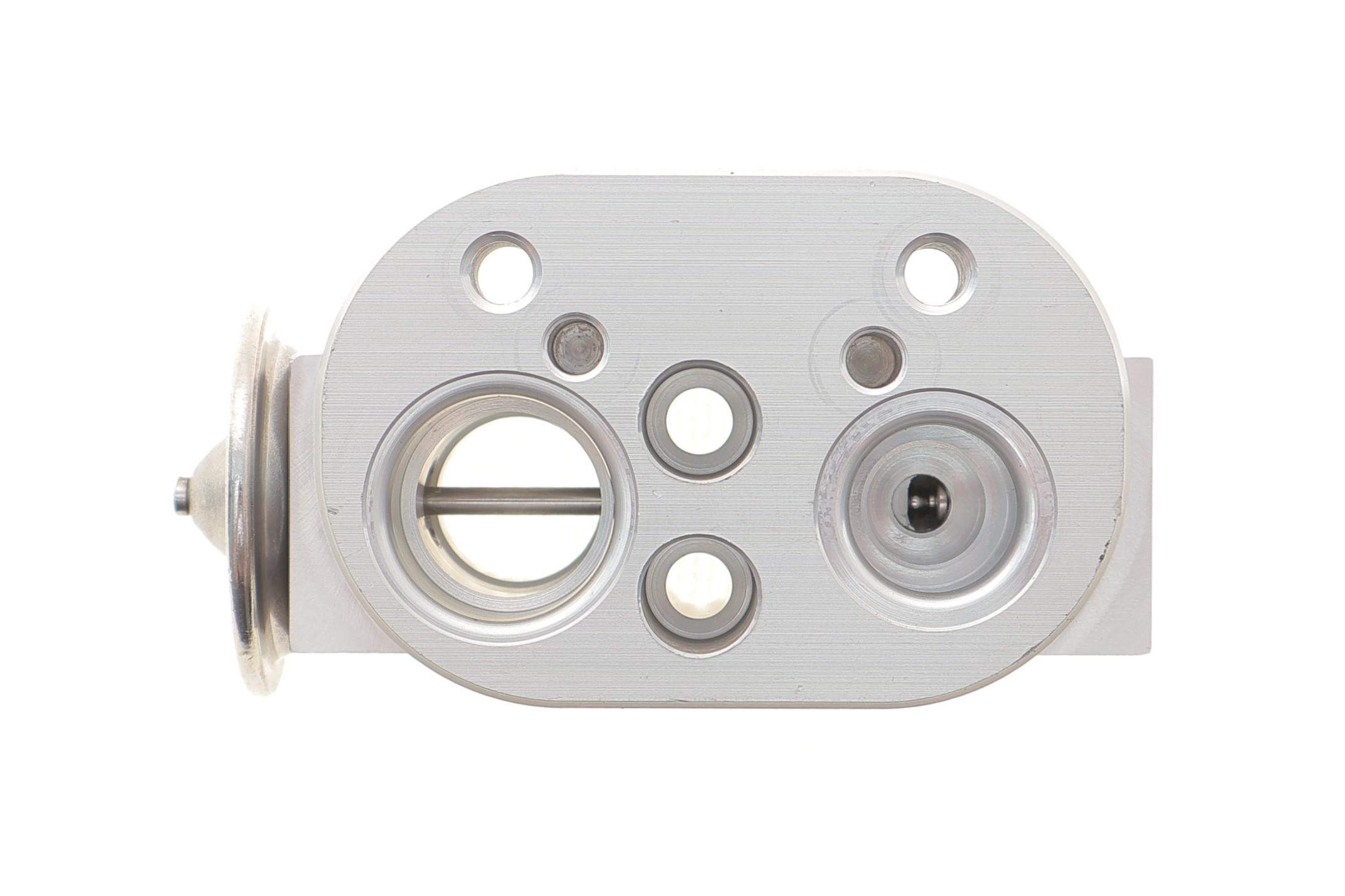 Клапан системи кондиціонування (розширювальний) BMW 1 (F20/F21)/3 (F30/F31/F34)/4 (F32/F33/F36) 11