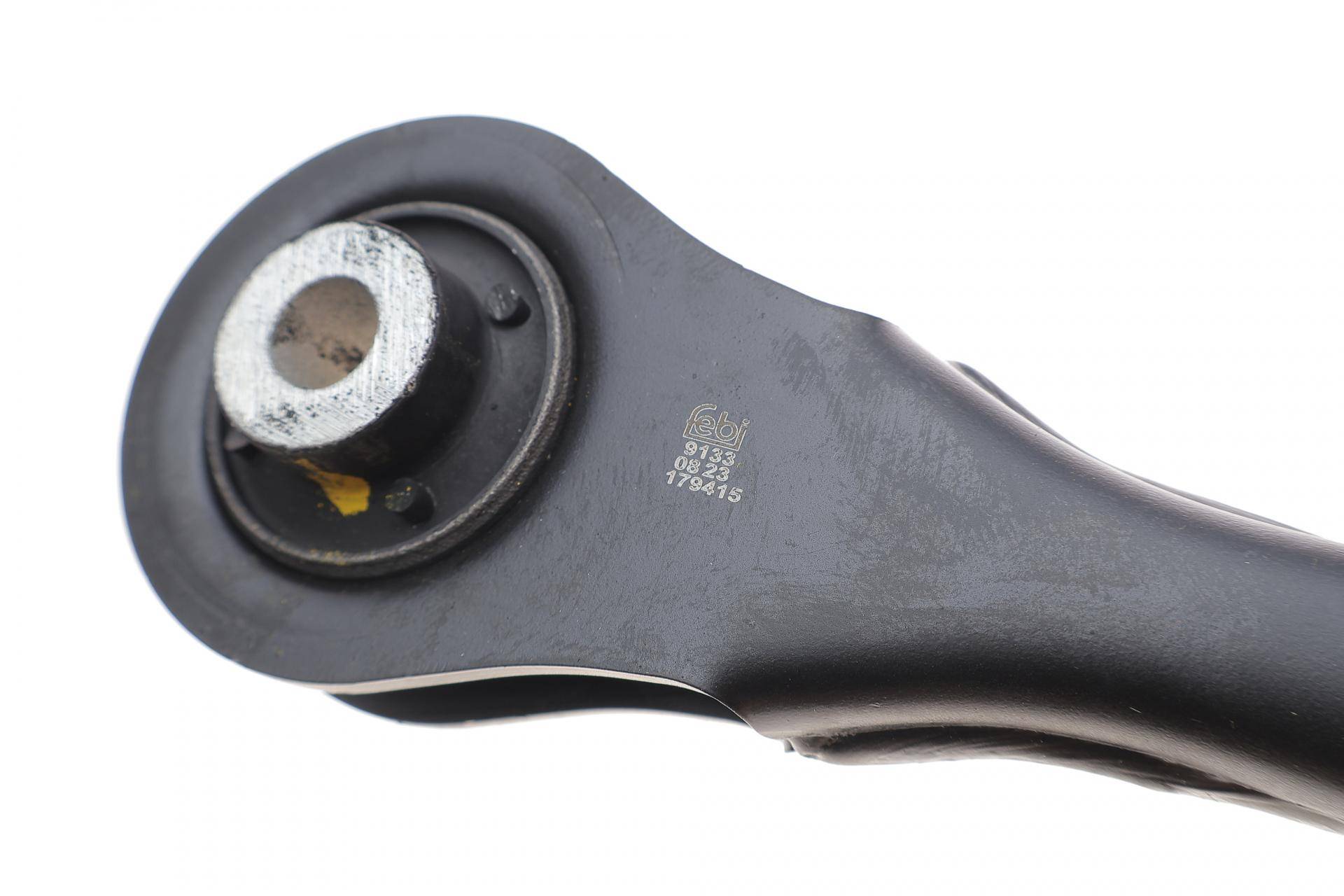 Важіль підвіски (задній/зверху/спереду) Tesla Model 3 17-