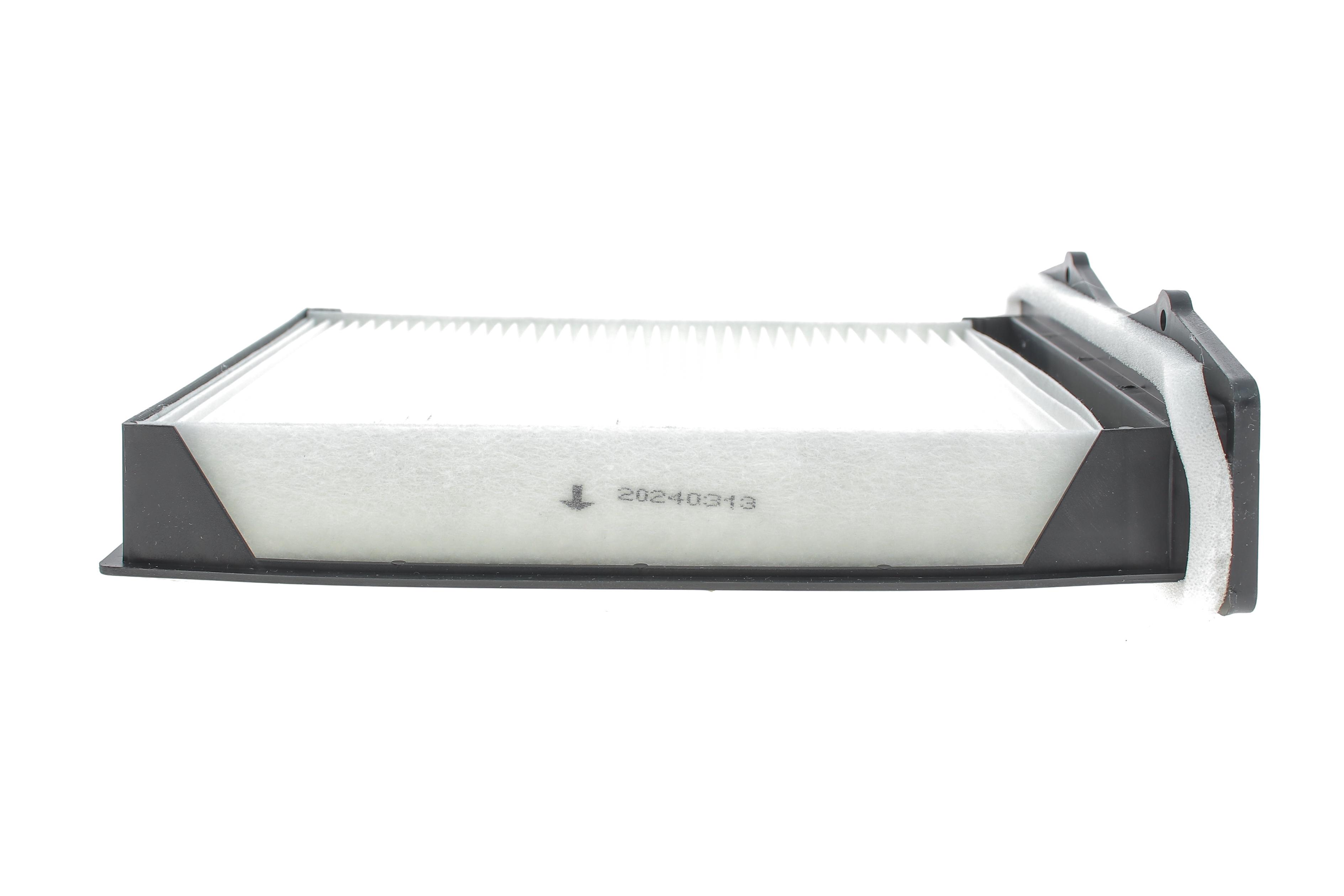 Фільтр салону Land Rover Freelander 1.8/2.0/2.5 98-06