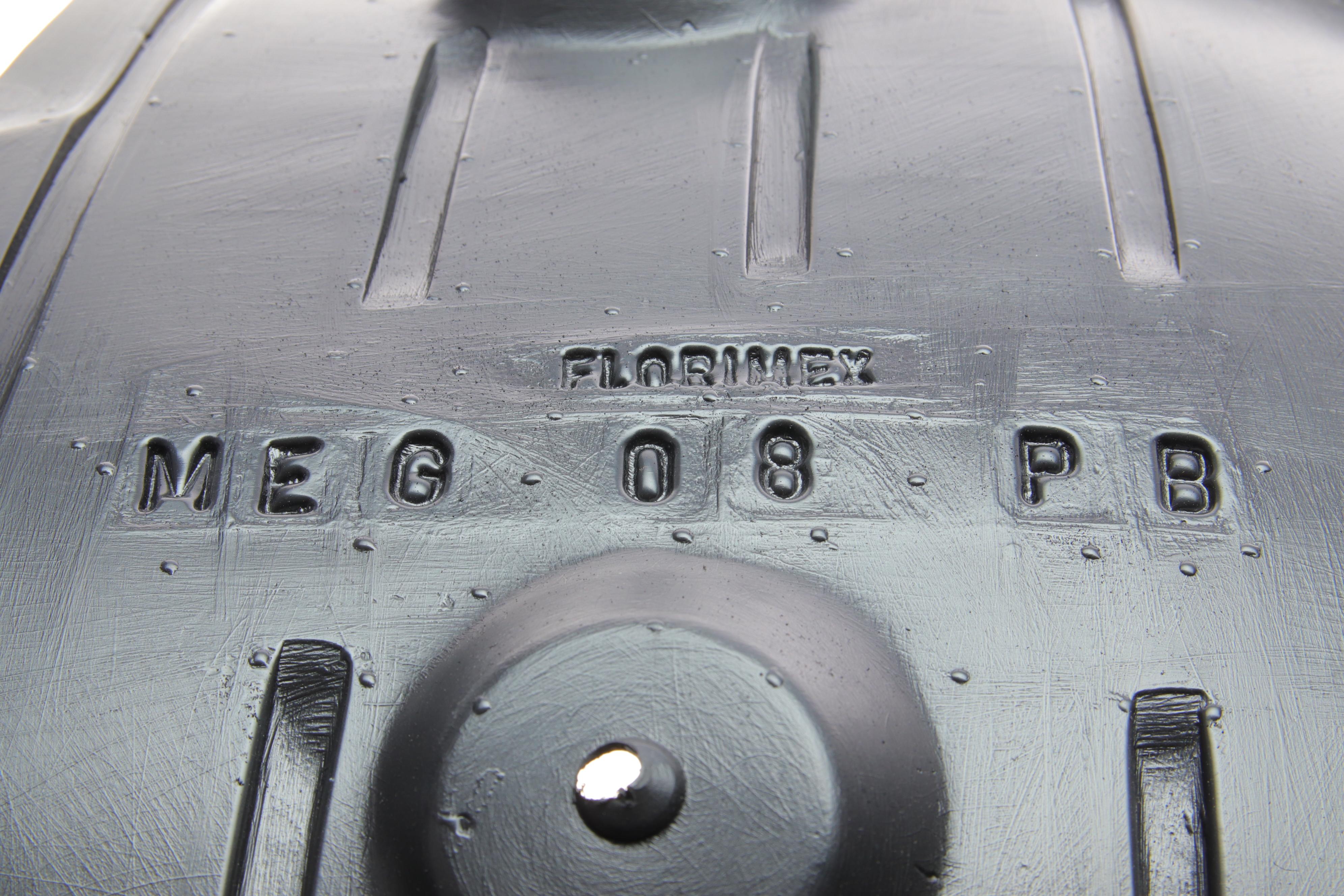 Підкрильник (передній/задня частина) Renault Megane III 09- (R)