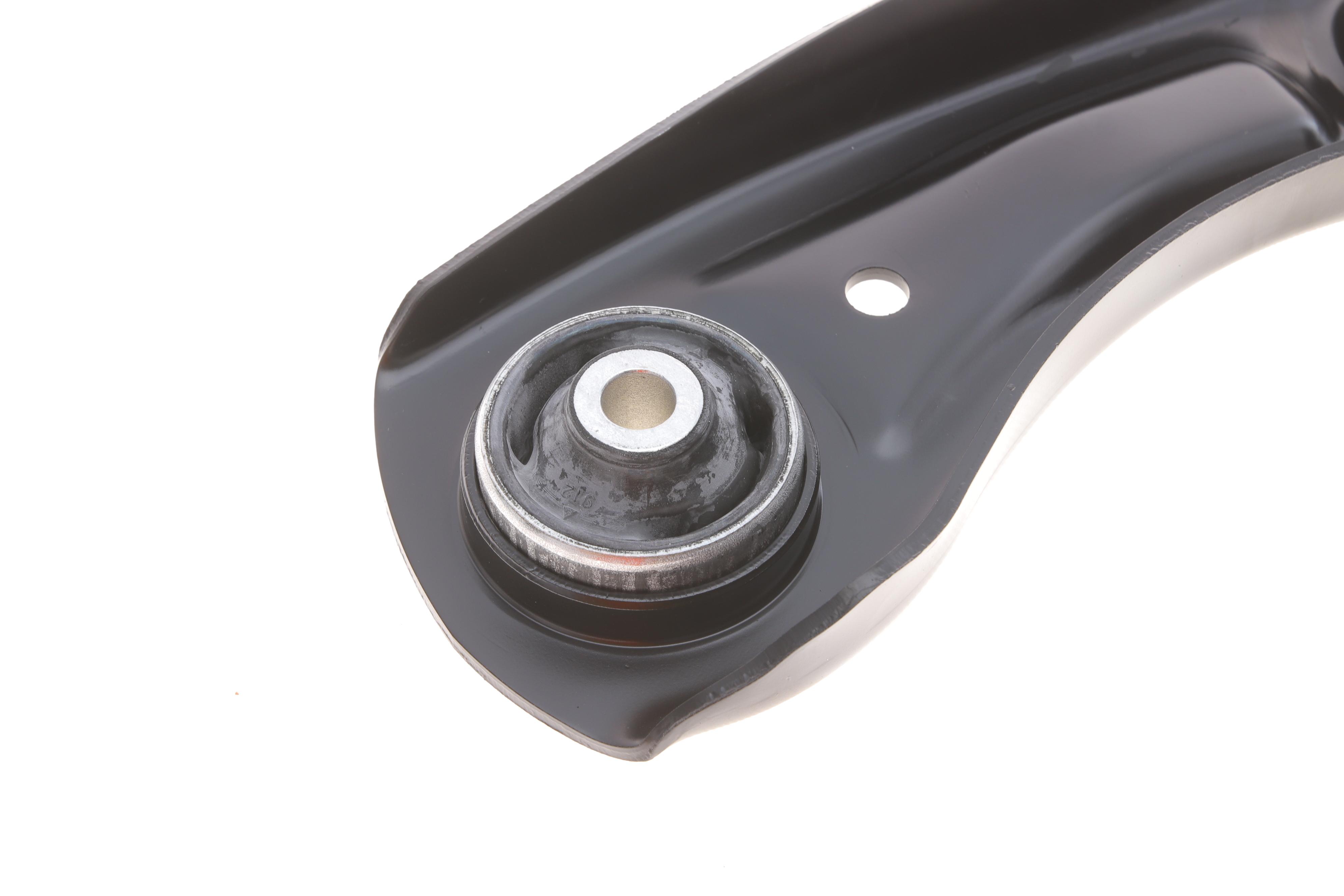 Важіль підвіски (передній) (L) Skoda Rapid/Fabia/VW Polo 09-