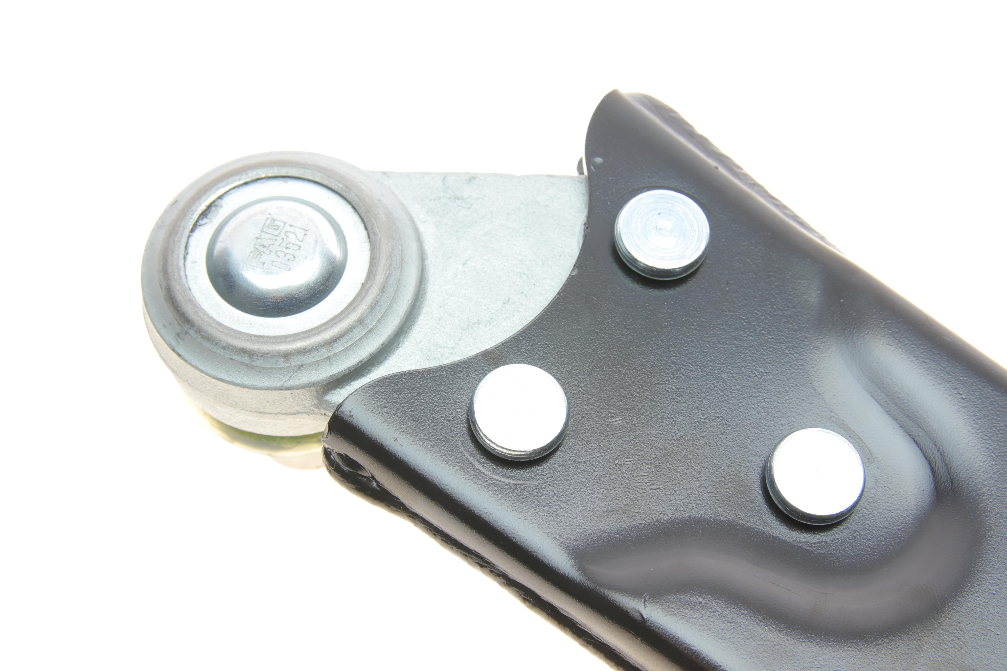 Важіль підвіски (передній/ззаду/знизу) (L) Ford Kuga 08-12