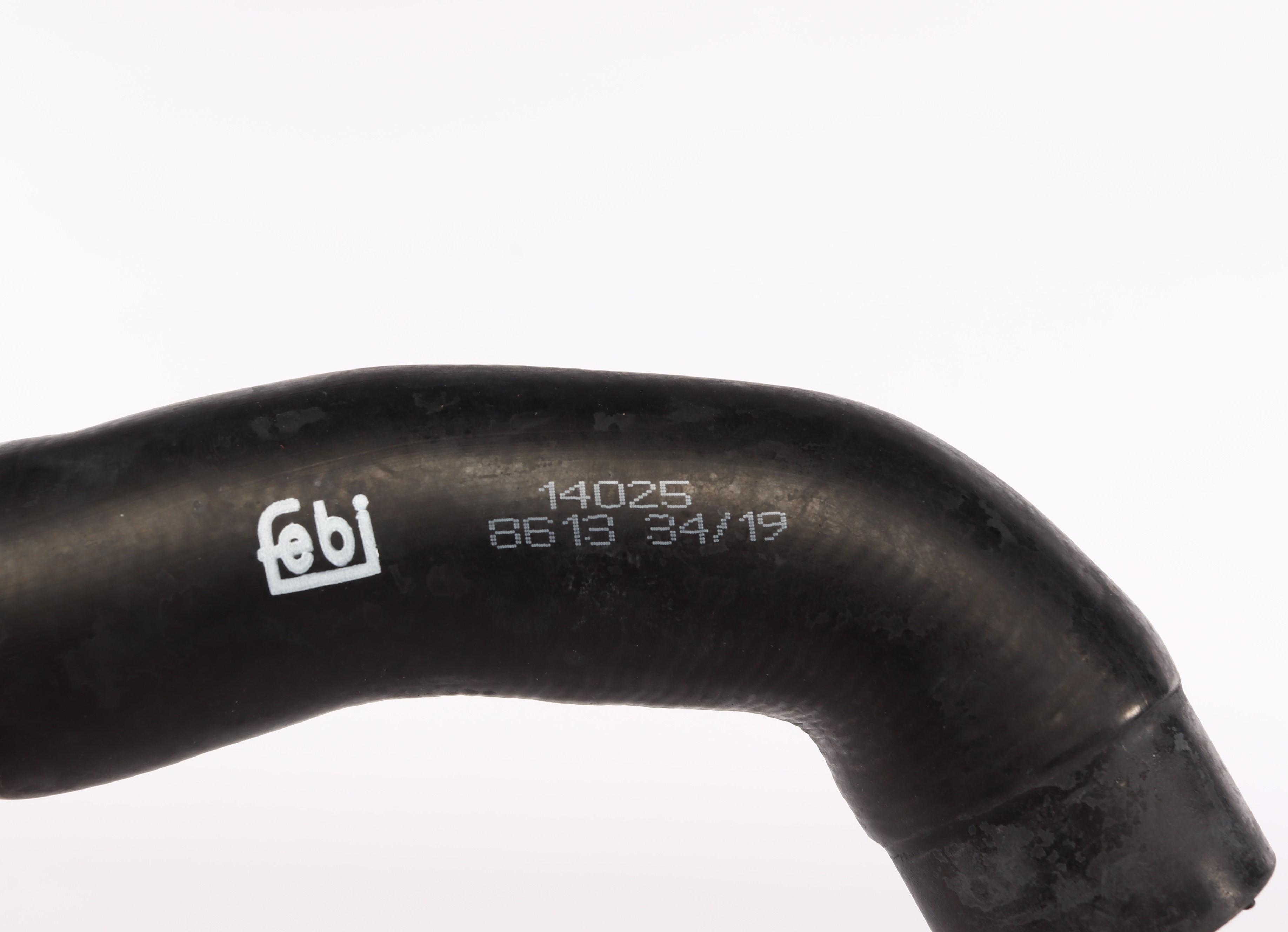 Патрубок системы охлаждения MB E-class (W124/W210) 91-03