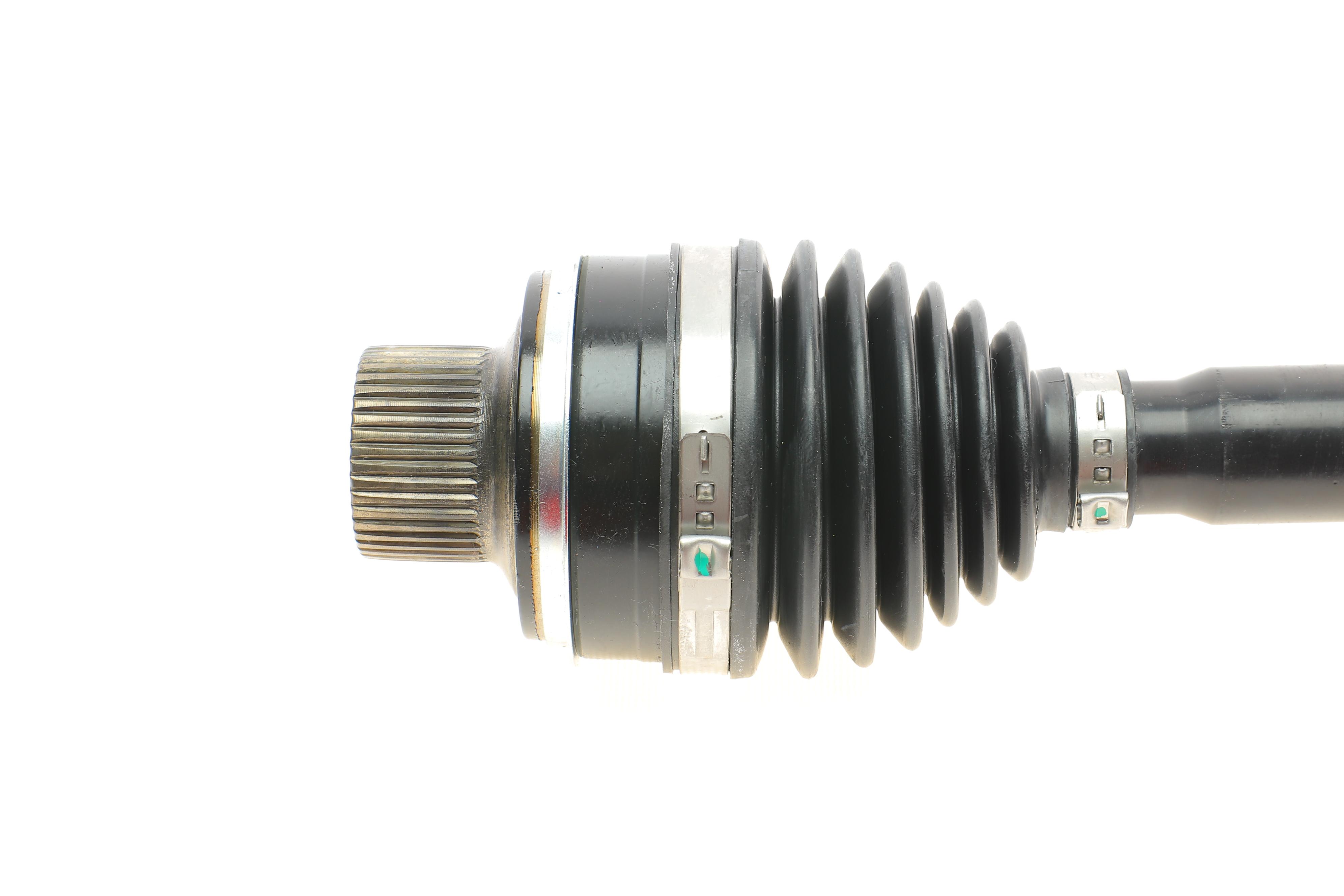 Піввісь (передня) Audi A4 08-15/A5 08-17 (42x464)