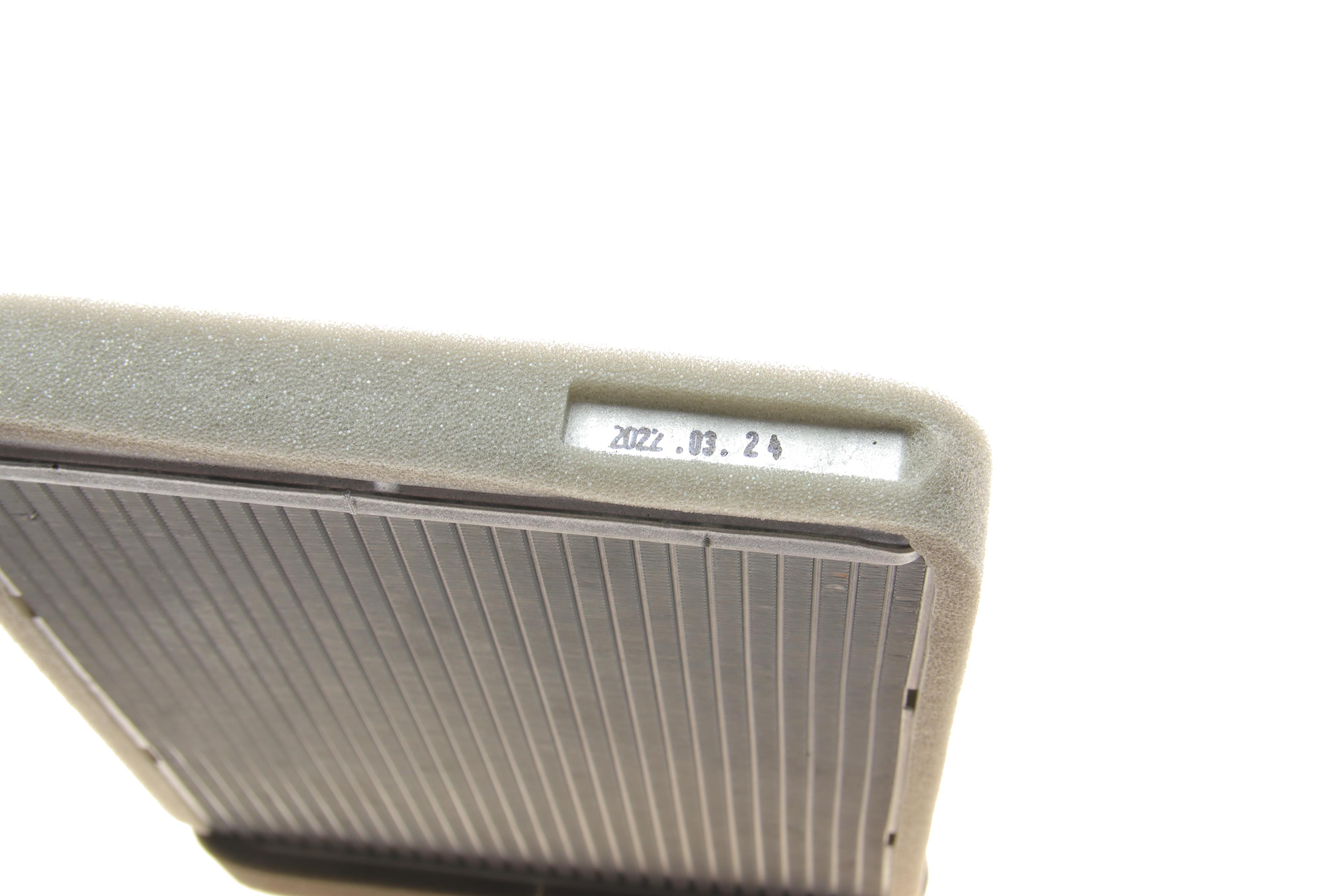 Радіатор пічки Kia Sorento 02-11