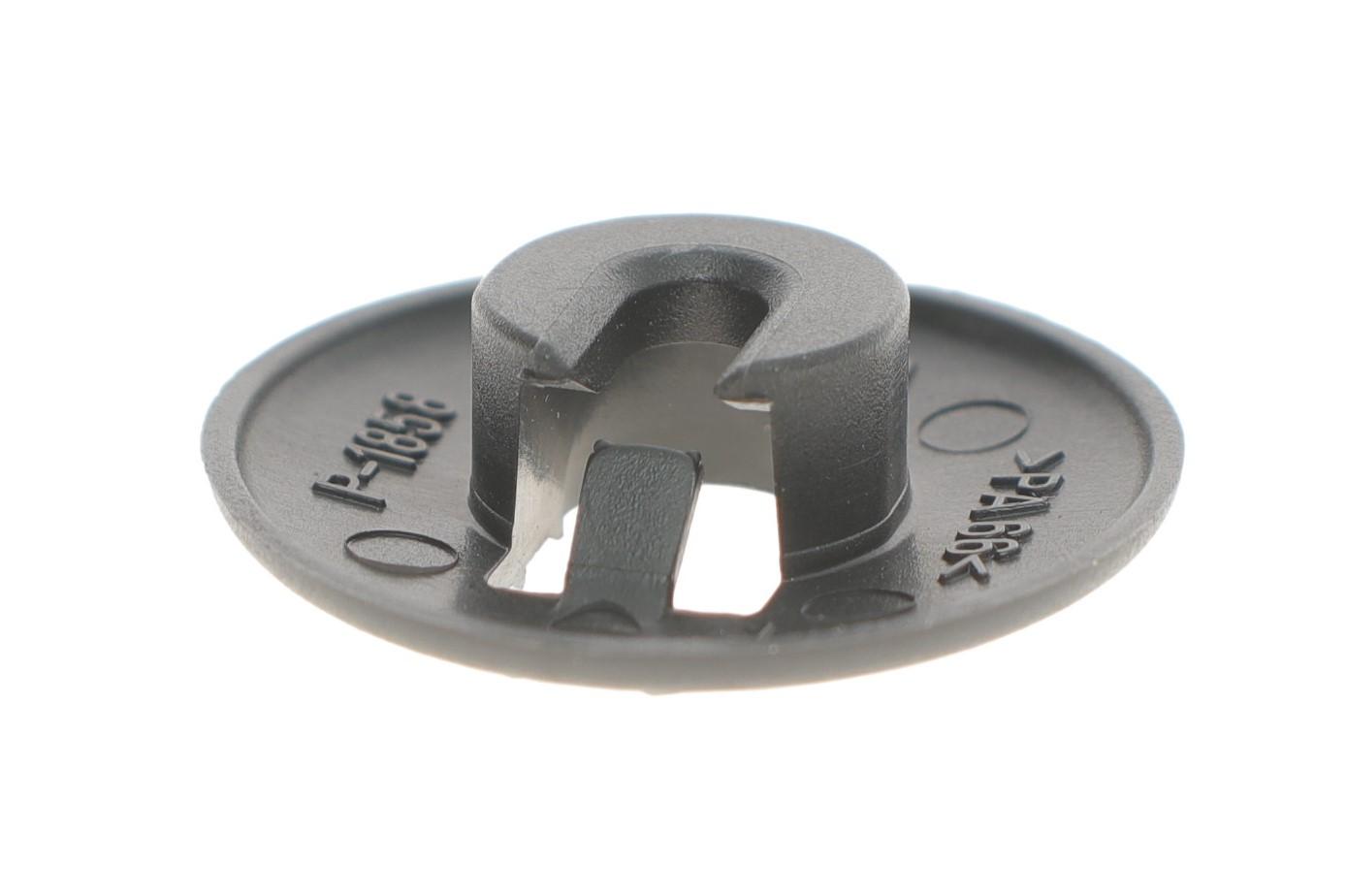 Клипса крепления бризговика Audi Q7 10-1